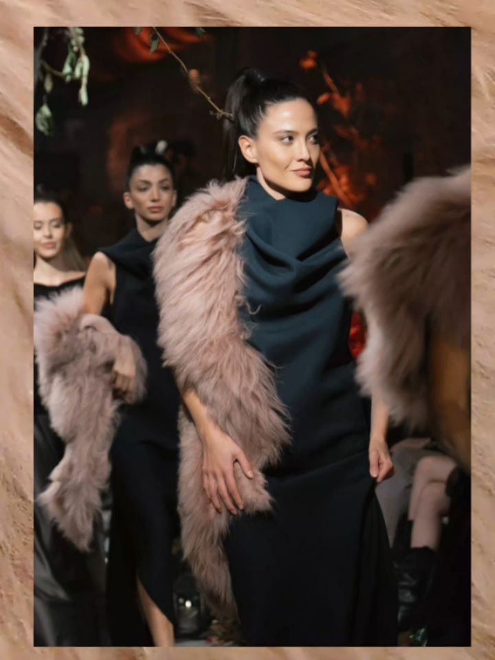 Cashmere Shearling Gilet: Pink Luxury. 🌸
The warmest and most striking accessory of the season. Versatile, unexpectedly extravagant, and incredibly warm.
#cashmere #warm
#fashiondetail #fw25
#details #cachemire
#madeinitaly #artigianatoitaliano