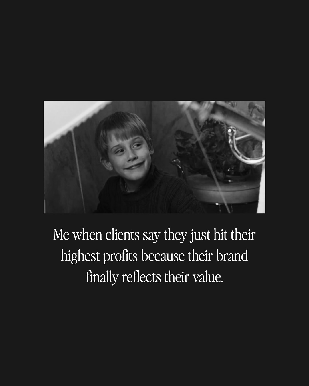 Home Alone but make it brand designer edition 😂✨
#branddesigner #branddesign