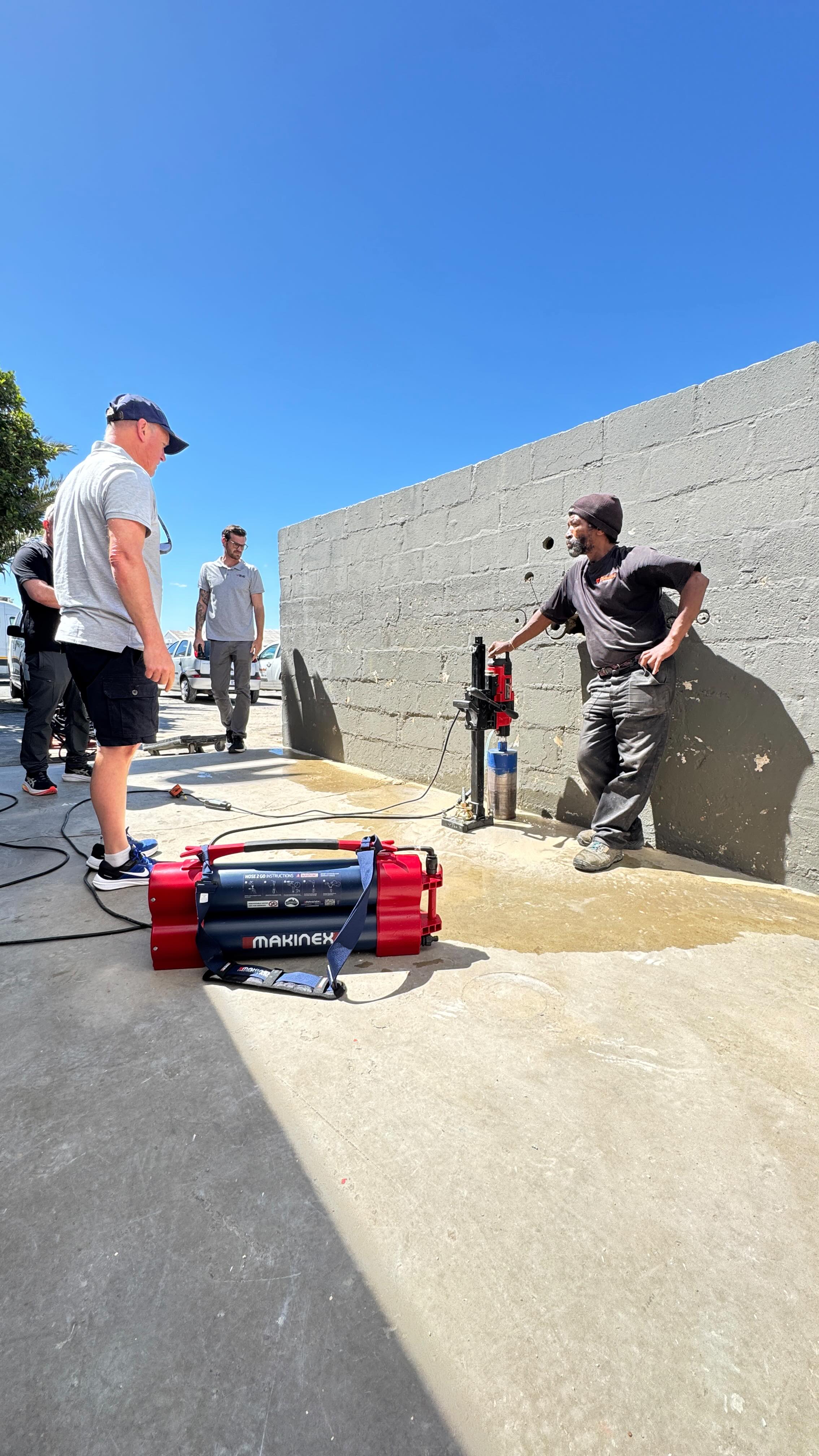 If dust is slowing you down on site…this fixes it instantly.💧
The Hose 2 Go gives you continuous water flow for drilling and cutting- no power, no pump, no stress.
Cleaner cuts. Clear visibility. Safer work. 👷
All from one portable 14L water supply.
Order yours today with We Lift Solutions.
Link in Bio 🔗