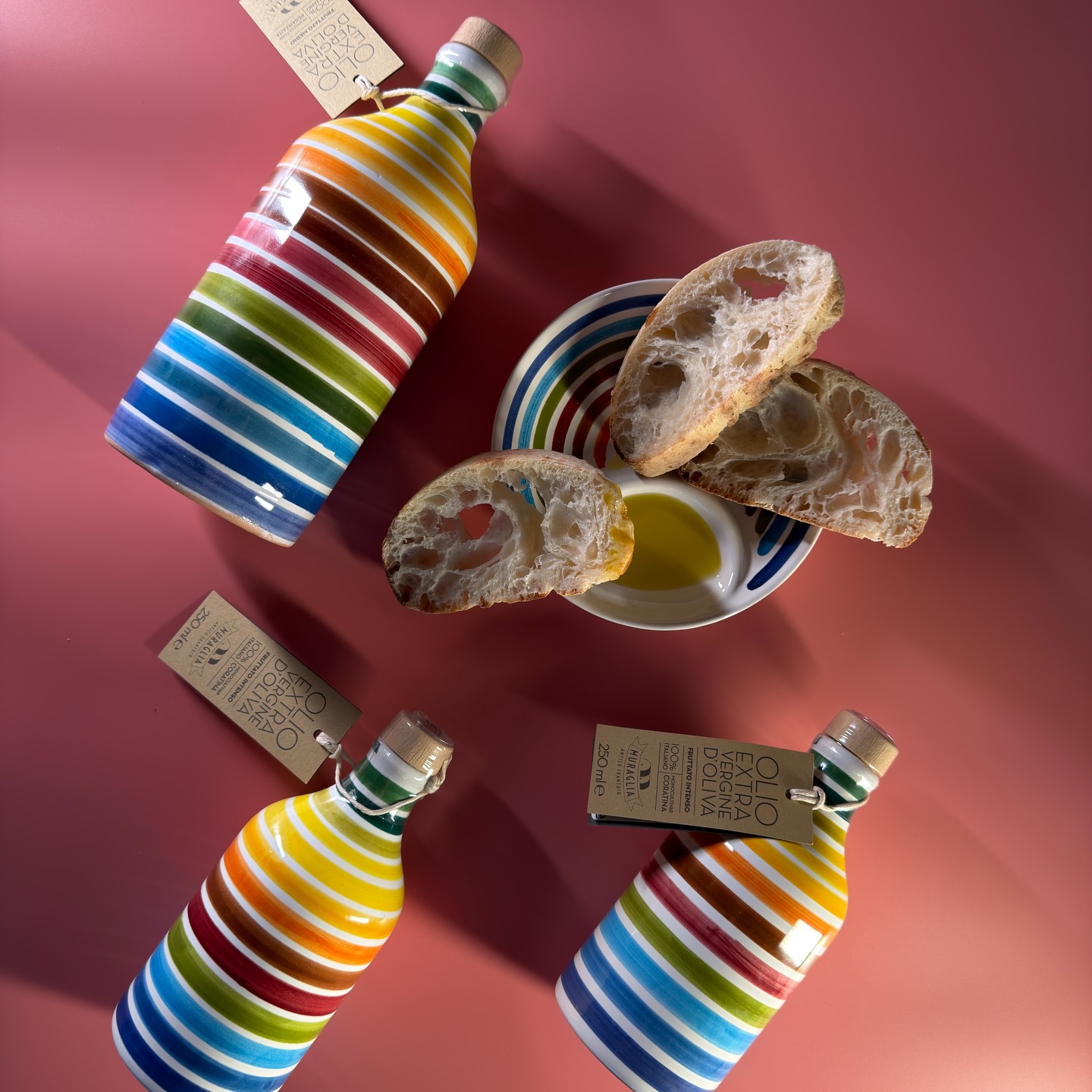 Tipper dette blir en av årets topp julegaver. Nesten hver eneste bestilling går ut med en flaske. Folk sier til og med at oljen er så god at de kunne drukket den rett fra flaska. Det sier nok.
#pizzashop.no #julegave #topp