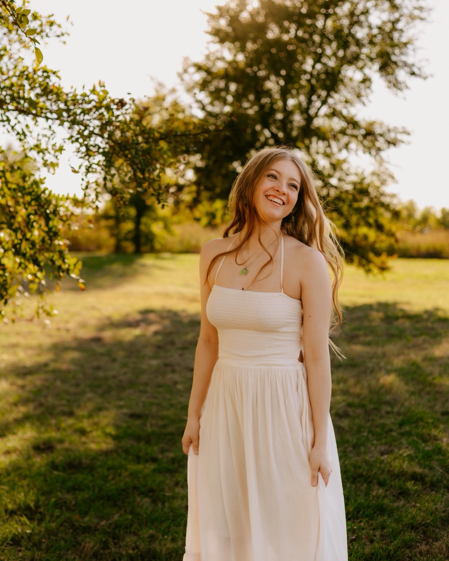 When you want you senior photos to feel like ✨you✨, you bring your hedgehog and some books 🦔📖
#seniorphotoshoot #seniorphotography #dallasphotography #sunkissedimagery