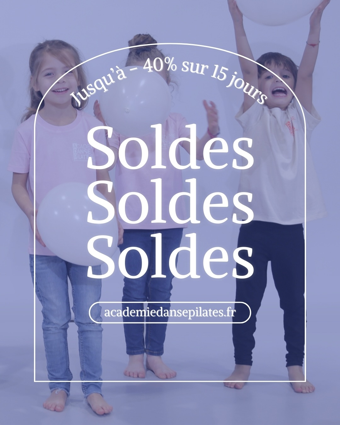 Non on ne fait pas de Black Friday 🤭
Mais oui, les soldes arrivent ! 🥳
Pas une journée, mais 15 jours pour préparer vos cadeaux sous le sapin 🌲
À partir du 8 décembre à 12h.
On vous prépare un déstockage sur l’ancienne collection avec -40% sur tous nos articles.
Et -20% sur les nouveaux ! Du jamais vu !!! 😝
On vous rappelle que le plus pratique pour tout le monde reste l’achat en ligne sur notre e-shop.
Avec click & collect possible.
C’est le moment de vous faire plaisir 🤩
⚠️ Dans la limite des stocks disponibles.
.
.
| reims, ville de reims, soldes, vêtement, collection, noël, corporate, école de danse, bien-être, santé, danse, faire du sport |