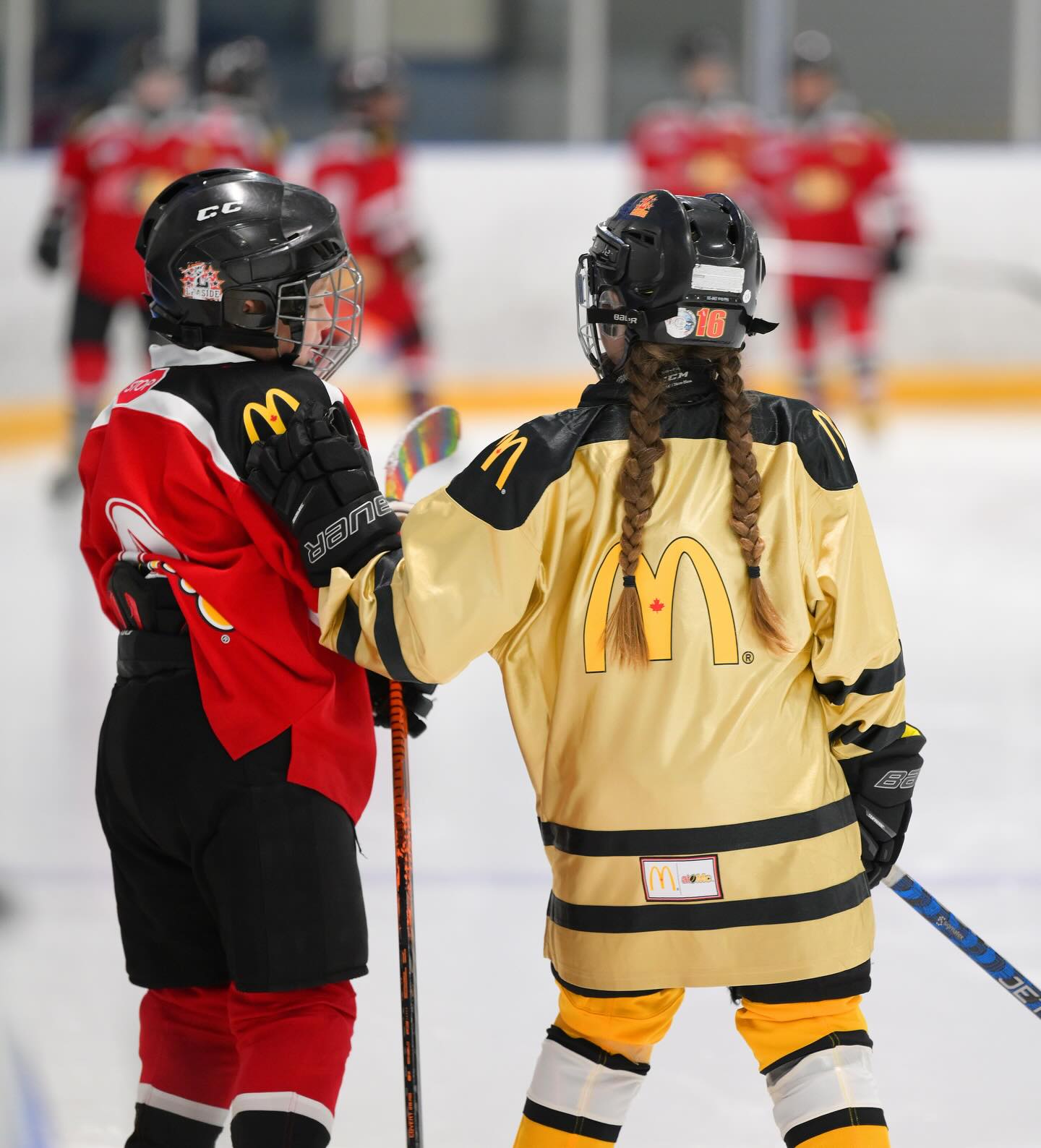 Celebrating more than 15 years of atoMc!
We helped @mcdonaldscanada create atoMc Hockey / Équipe McDo in 2010, which has now grown into one of Canada’s largest community hockey programs (650,000+ players have been supported since program launch).
The program is designed to make hockey more fun and affordable for the 50,000 players participating each season, while also providing McDonald’s Owner Operators with an opportunity to connect with local Canadian families.