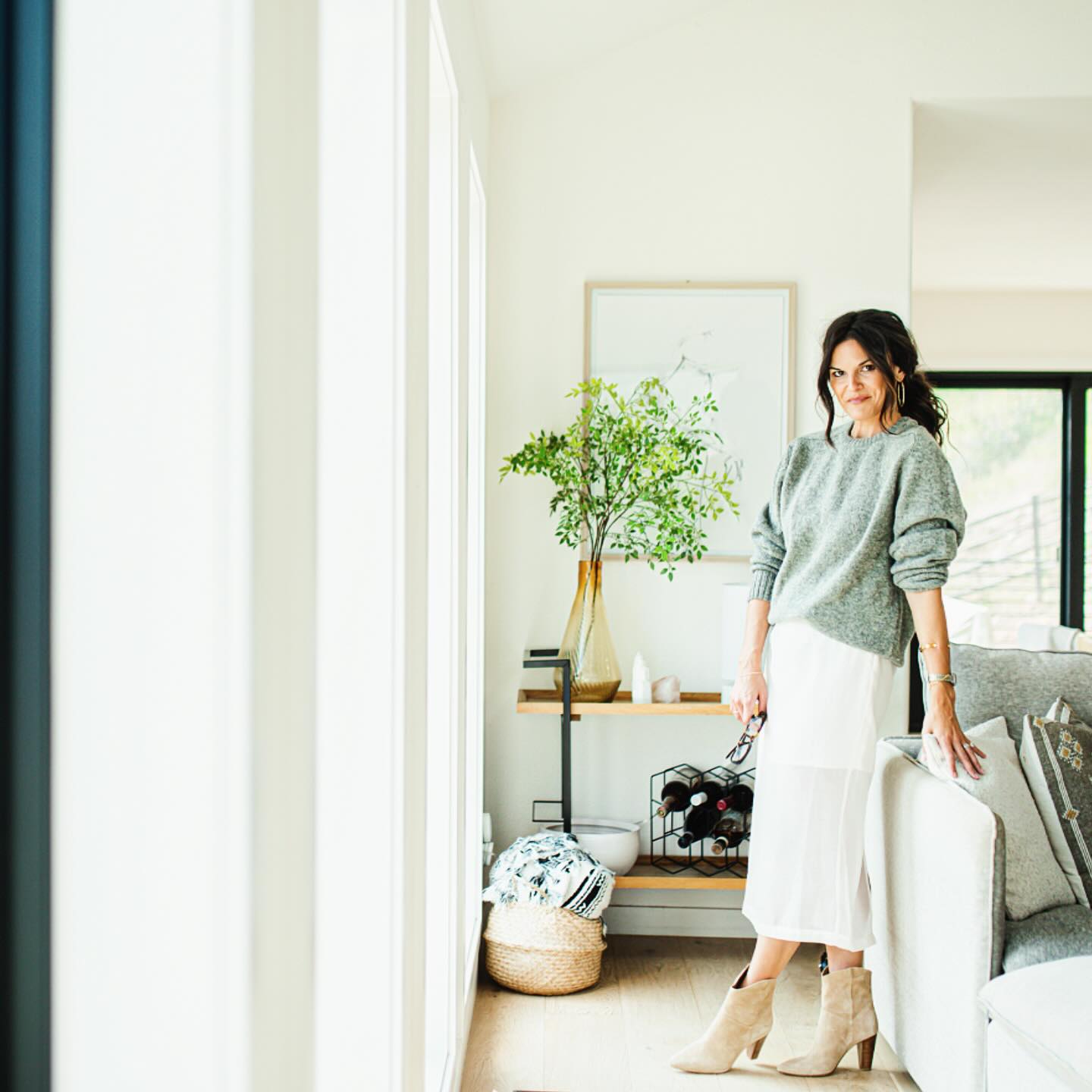 G R A T I T U D E
It comes in so many forms — tiny moments, big moments, quiet moments. And honestly, gratitude isn’t just a feeling… it’s an action. It’s how we move, think, breathe, and show up.
But here’s the wild part: being in a state of gratitude can literally shift your body.
When we feel grateful, the body releases feel-good hormones like dopamine and oxytocin — the same hormones connected to connection, safety, joy, and ease. These chemicals calm the nervous system, soften stress, and create a ripple effect throughout the whole body. Gratitude becomes a physical experience, not just a mental one.
Think about people who live in the Blue Zones — those slower-paced little towns where folks linger over long lunches, eat what grows around them, walk everywhere, and sip their wine without rushing through life. That slowness gives the mind space to notice what feels good, what matters, what’s enough. And when we pause long enough to notice… gratitude naturally rises.
And that gratitude? It’s one of the reasons those communities live longer, healthier, and more peacefully. Less stress. Less spiraling. More presence. More joy.
So how do we actually practice gratitude?
Y’all… it’s simple. Write it down.
When you put something on paper, your brain doesn’t just think it — it sees it and feels it. That tiny action helps anchor the moment. It tells the mind, “Hey, this matters.” And that’s when gratitude becomes something alive in your day, not just a nice idea.
The simple act of being grateful — truly noticing, feeling, and naming what’s good — can shift your whole internal world. And over time, those shifts add up.
I’m practicing this daily, and I invite you to carve out a few minutes and try it too. Let gratitude shape you… gently, beautifully, from the inside out. 🤍