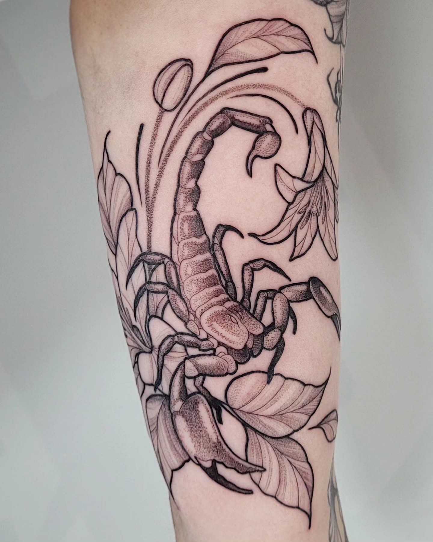 More of a bold and stylized flow for this scorpion and lily piece! We were so happy with how the placement worked out.
Thank you! โก
#scorpiontattoo #lilytaytoo #blackworktattoos #tattoo #tattooartist #abbotsfordtattooartist #fraservalleytattooartist #vancouvertattooartist #vancouverislandtattooartist #abbotsford #fraservalley #comoxvalley #courtenaybc #nanaimo #campbellriver #bc #canada #vancouvertattoo