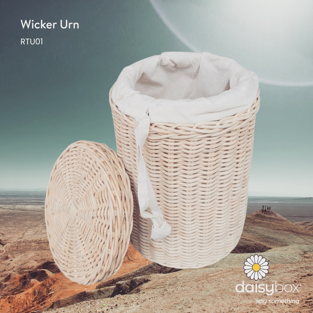 Daisybox wicker caskets available in January with beautifully crafted matching wicker urns, each finished with a soft cotton liner for a natural, elegant farewell.
Sustainable materials. Hand-woven detail. A gentler way to honour a life.
#Daisybox #WickerCasket #EcoFuneral #NaturalFarewell #SustainableFunerals