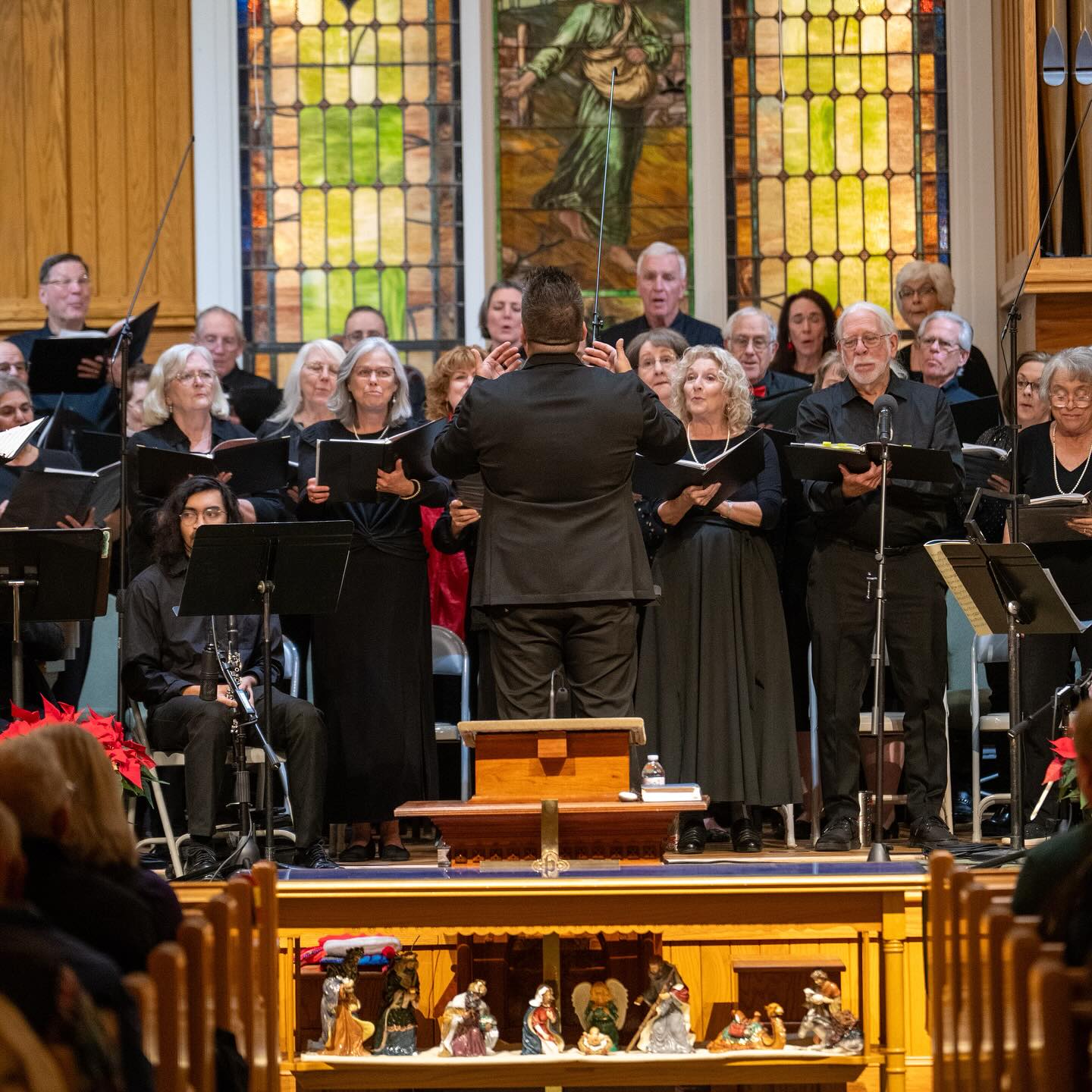 šāØ One more chance to experience the magic! āØš
After two unforgettable holiday performances, our final concert is tomorrowāand youāre invited.
š« Join us for Love Came Down, a heart-stirring celebration of light, love, and the season through music.
š
Sunday, December 7
š¢ 3:00 PM
š Central United Methodist Church
214 N Academy St, Mooresville
š¶ Admission is FREE. No tickets needed.
š Donations gratefully accepted at the close of the concert for those who feel led to support.
From Silent Night to How Great Our Joy, this program is full of warmth, beauty, and holiday spirit. Come be part of something special.
#LoveCameDown #ChristmasConcert #MooresvilleNC #CommunityMusic #CSLKN #LakeNormanEvents #SingWithUs #HolidayMusic #SupportTheArts