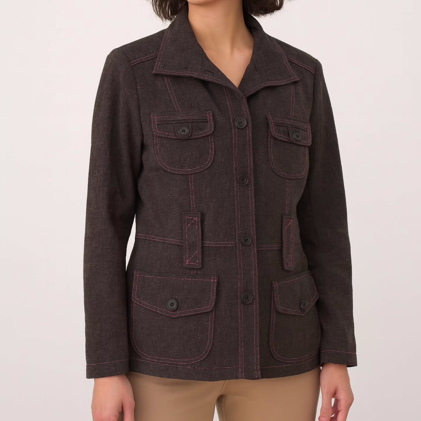 Vintage Denim Jacket
Shoulder: 16 inches
Bust: 38 inches
Sleeve Length: 23.5 inches
Jacket Length: 25 inches
Condition: Good as New
Key Features:
🩶Vintage piece
🩶Functional pockets
🩶With lining
🩶Stylish and versatile jacket in a classic charcoal black denim - can be worn as a shirt or a jacket
🩶Slight stretch for comfort due to spandex
Price - 799 inr (inclusive of shipping charges)
DM to Book!