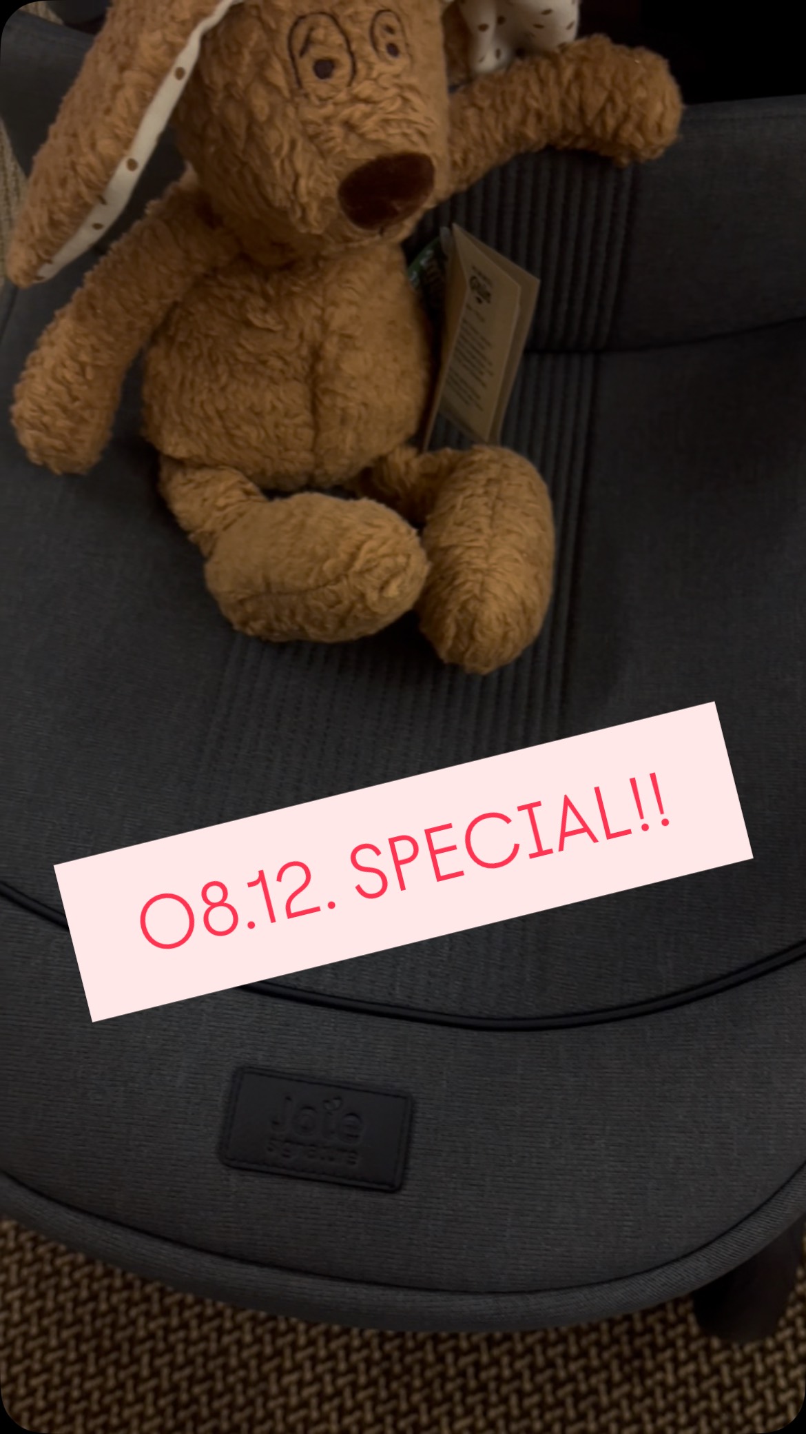 .
Verkaufsoffener Feiertag am 08.12.25 🎄✨
Am Montag erwarten euch zwei stark reduzierte Ausstellungsmodelle: der TFK Mono 4 und der Joie Vinca.
Nur an diesem Tag, solange verfügbar!
Und das Beste?
Wir beraten euch ganz entspannt bei Glühmost, Kinderpunsch & hausgemachten Keksen 🍪🥰
Wir freuen uns riesig auf euren Besuch!
#herzenskindbregenzerwald #verkaufsoffenersonntag #weihnachtsshopping #babyshop #bregenzerwald