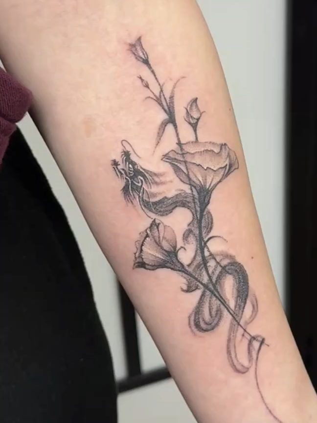Tattoo by Vanessa
#tattoo #regensburg #piercing #tattooed #ink #inked #tattooshop #piercingshop #germany #ratisbona #bayern #silvertattoo #piercings #pierced #landshut #cham #straubing #regenstauf #tätowieren