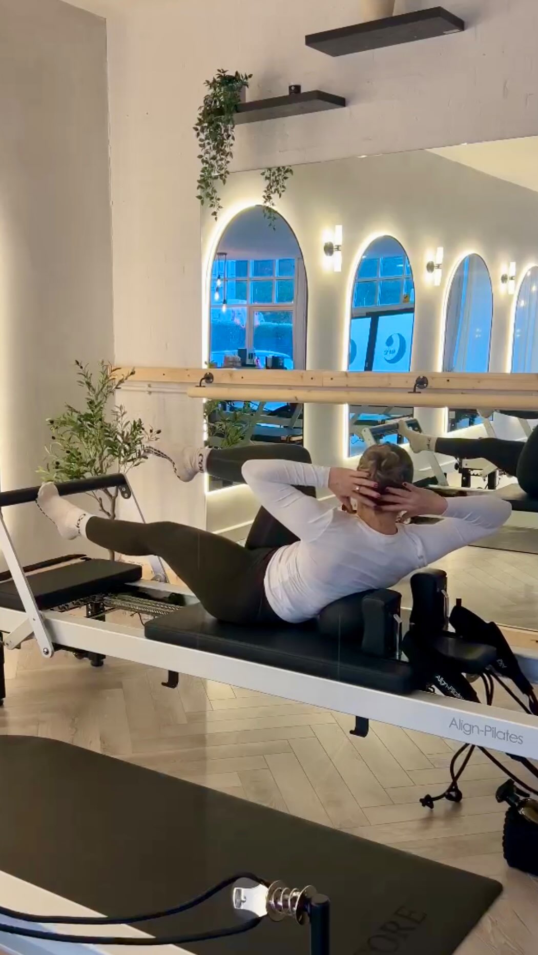 Ready for your new obsession?
Core Fusion blends reformer strength 💪🏼
barre fire 🔥 and mat control 🤍 into one high-energy session 🌶️
You’ll shake
You’ll sweat
You’ll LOVE it.
Starts Thursday 9:15 with @leighsimpsonfit_