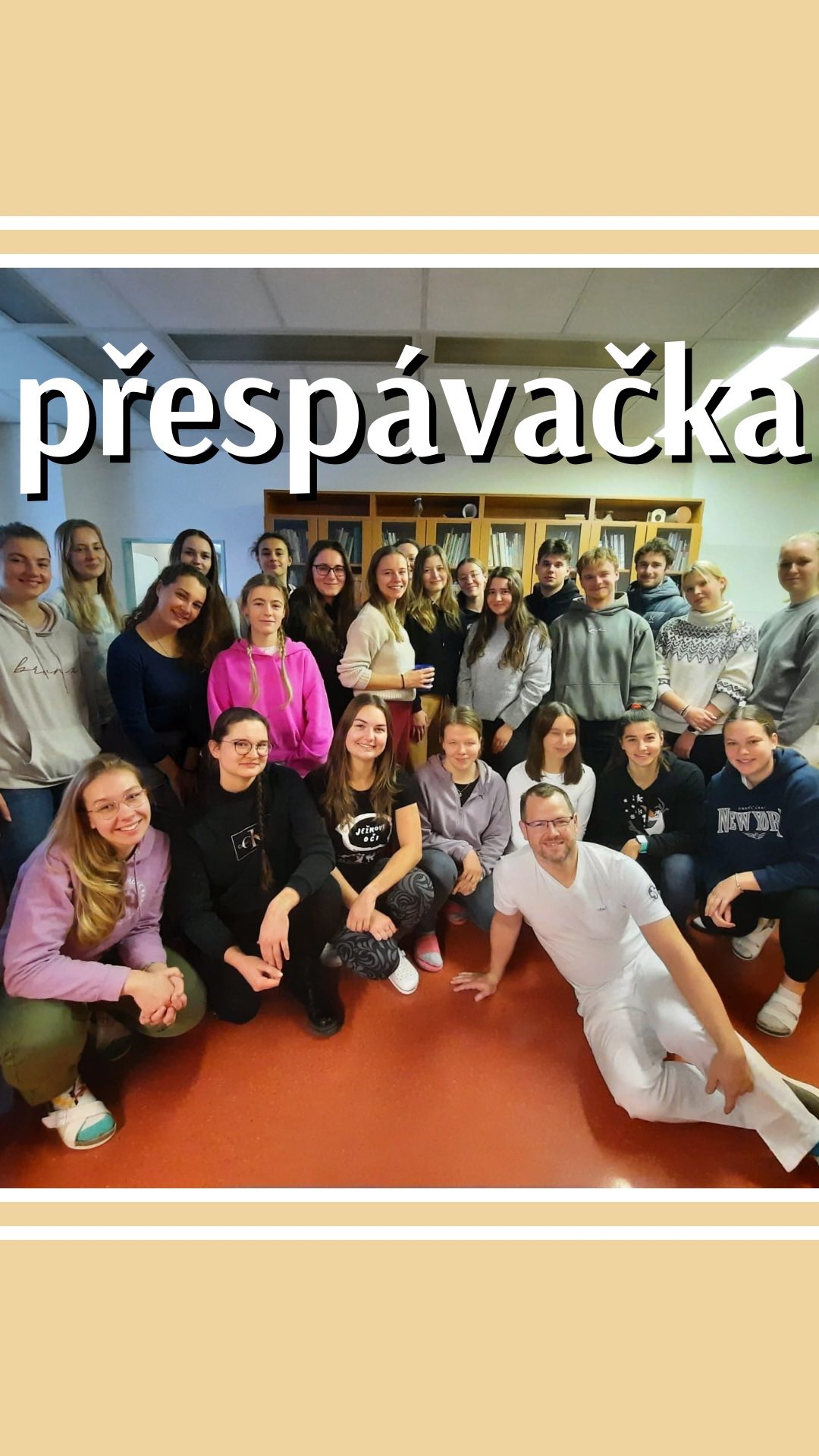 Tak tradice je úspěšně zahájena! 🏥⛺️🎞️
Máme za sebou první přespávačku na klinice a můžeme s jistotou říct, že jsme si ji užili na všech frontách. Viděli jsme oba díly Top Gun, snědli 51 pizz, šli spát dlouho po půlnoci a strávili skvělý čas s kamarády. 🛩️🍕🌖
Velké díky patří klinice, že jsme tuhle neobvyklou akci mohli uskutečnit, a vám všem za parádní účast! 🙌
A teď už jen zbývá vymyslet, na co budeme koukat příště. 😎