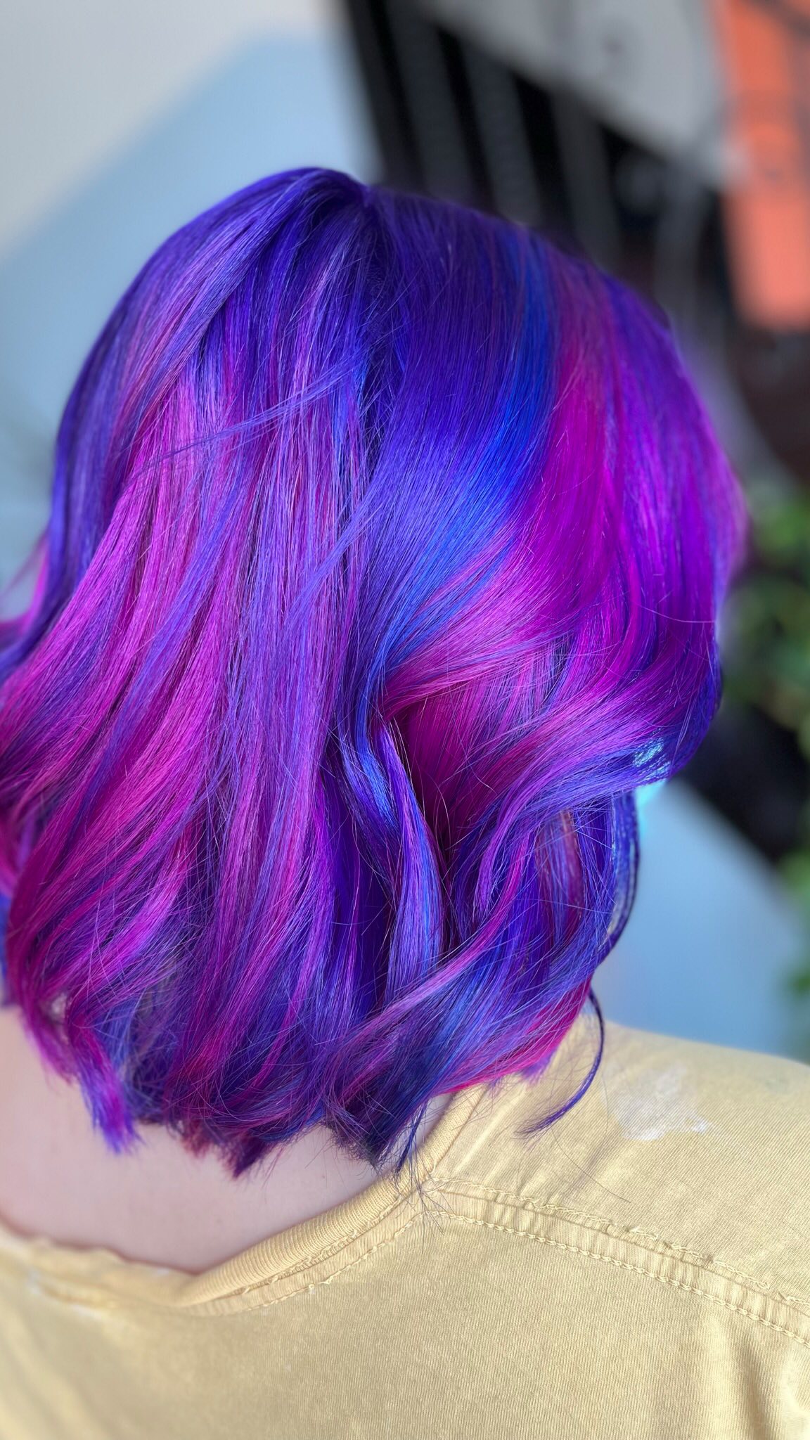 Holiday glow up, unlocked 😍💇♀️
Nothing says festive season energy like a bold color transformation! If you’re ready to step into the holidays looking and feeling your best… this is your sign to trust us with your hair! ✨
#rochesternewyork #newyorksalon #hairtransformation