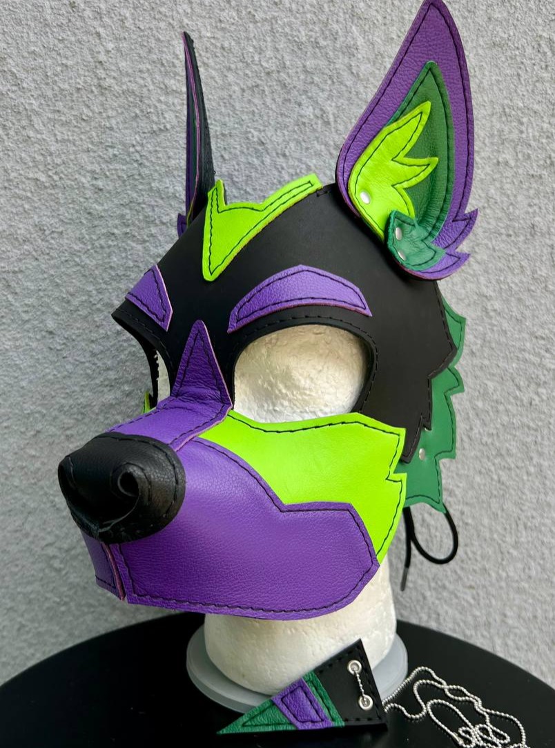 Partial custom wolf hood for Bresh! 🐺🔥
www.scrapyardleather.com
#scrapyardleather #scrapyardlthr #puppiesofinstagram #puppyplay #pupplay #puppyplaycommunity #humanpup #lgbtq🌈 #humanpuppyplay #lgbtq #pups #puppyplaygear #puppyplaybdsm #puppyplaytime #petplay #humanpetplay #furries #furryfandom