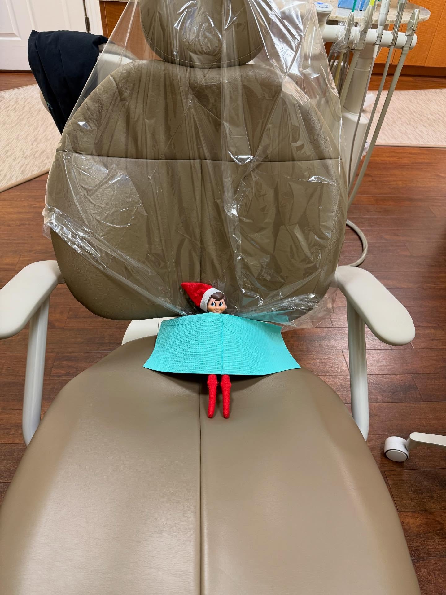 Hermie the Elf made it back to Freedom Dental Care for his checkup! #elfontheshelf