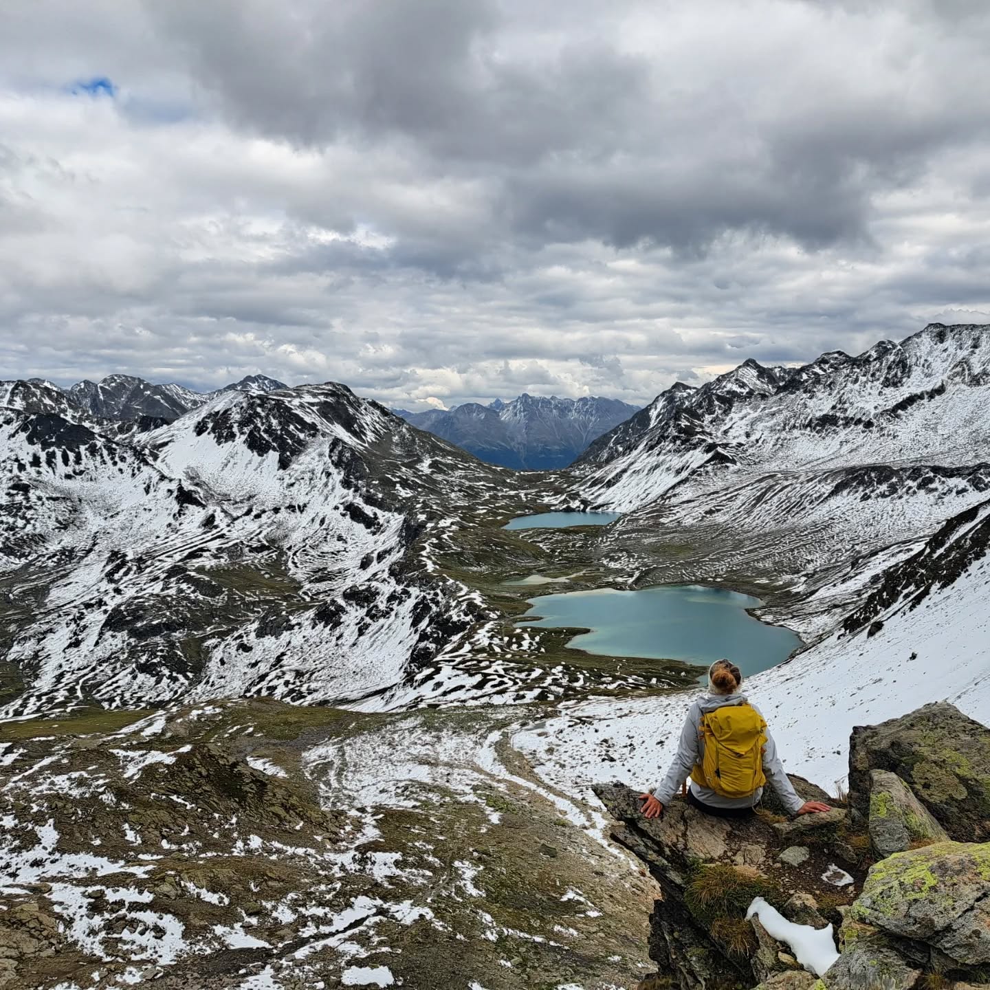 I always say in my classes that most of the time we live only in our heads- we forget we have a body.
How hard is it to get out of our heads sometimes?
If you read this- take a moment, close your eyes.
Feel your body, what does it you?
#pause #awareness #livinginawareness #mindbodyconnection #yogateacher