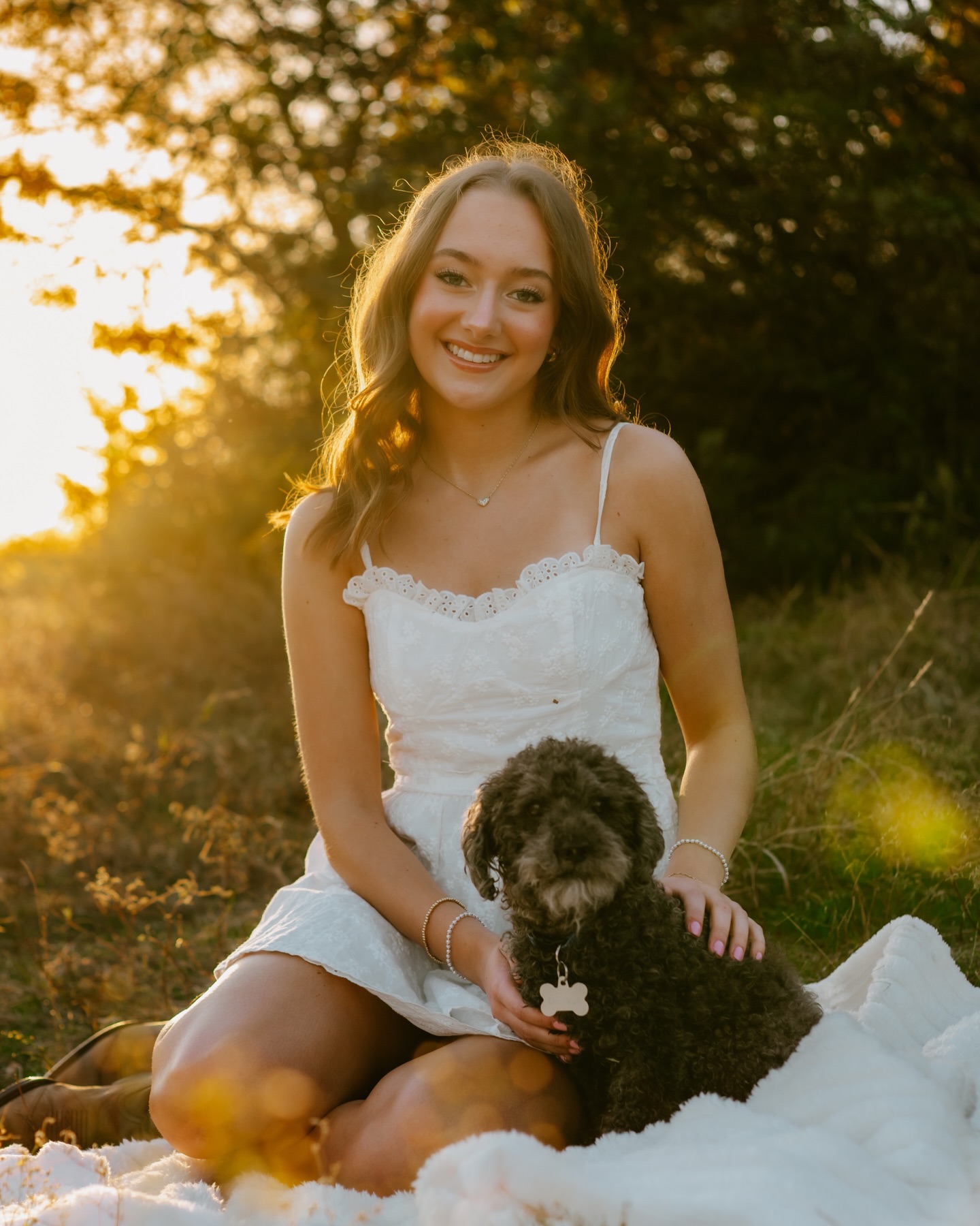 I have been getting the chance to capture some seniors I saw grow up and it’s such a blessing!!
Glowing into the next chapter like ✨✨
#seniorphotographer #seniorportrait #dfwphotographer #sunkissedimagery