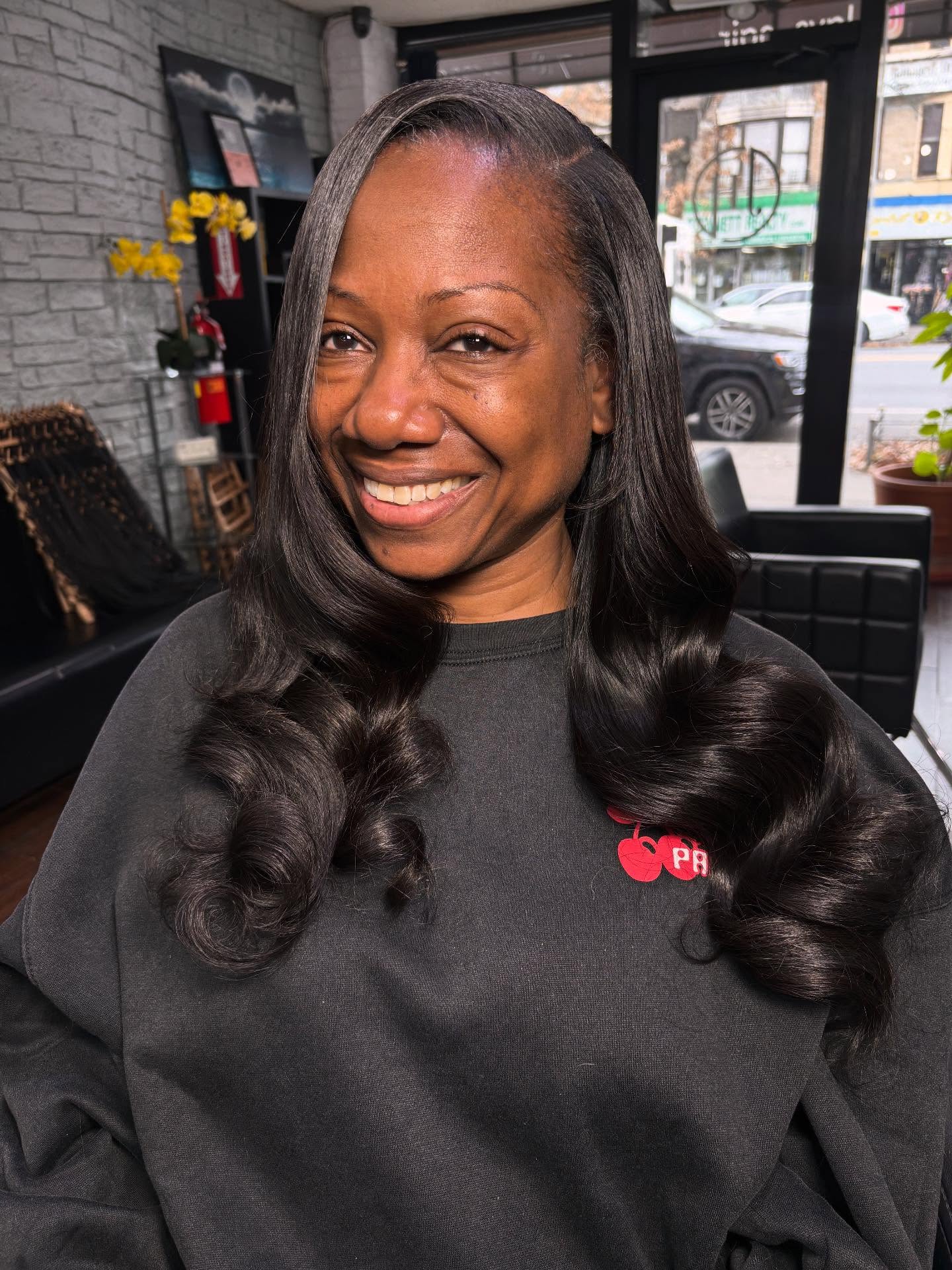 Redid a sew-in today that wasn’t originally done by me, and let’s just say she left exceptionally pleased. A sew-in is never ‘just a sew-in’ I use custom braid patterns to accommodate finer hair so we get the coverage, security, and flawless finish every client deserves ❤️
WEBSITE IS CURRENTLY DOWN! DM or TEXT TO BOOK! @kafihairstylist
.
.
.
.
.
#sewin #weave #longhair #longhairharrystyles #longhairdontcare #bundles #curls #brooklynweaves #brooklynsewins #stylist #brooklynstylist #silkpress #protectivestyles