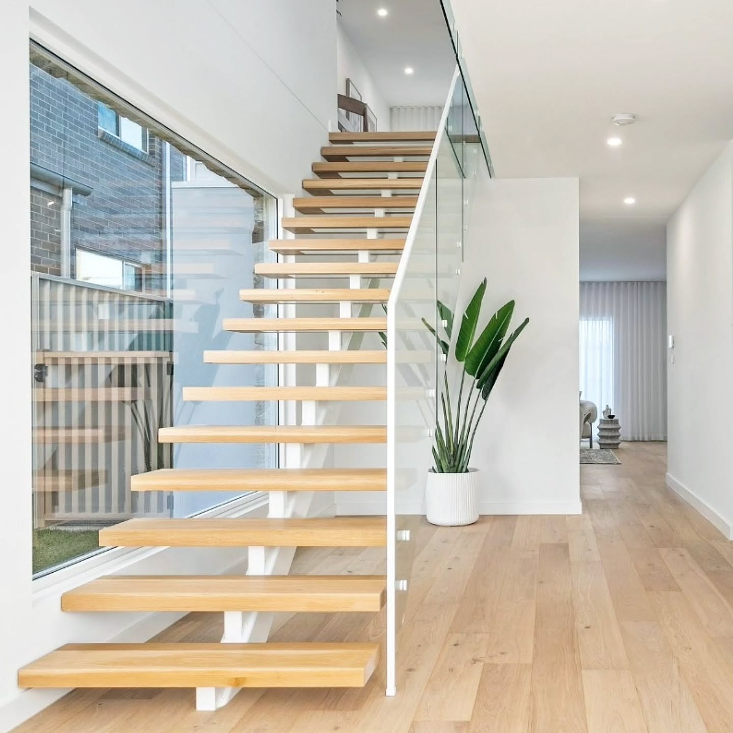 Step inside this stunning custom home and you’re immediately welcomed by the warmth of our Natural Oak Engineered Oak flooring. Its soft, coastal grain brings a relaxed sophistication to the space, grounding the interior palette and enhancing the architectural details throughout.
▪️ Colour: Natural Oak
▪️ Collection: 14mm Engineered Oak
▪️ Installation: Direct Glue Down
▪️ Supply + Install: @imperialflooringaustralia
▪️ Builder: @mvcconstructions
▪️ Real Estate Listing: @coopaskew
📍 73 Honeycomb St Horsley - Auction
www.imperialflooringaustralia.com.au
📱 1300 676 176
📧 info@imperialflooringaustralia.com.au
📍 HQ + Showroom: 1 Kennedy Ave, Yallah
📍 Distribution Centres: Sydney | Wollongong | Melbourne