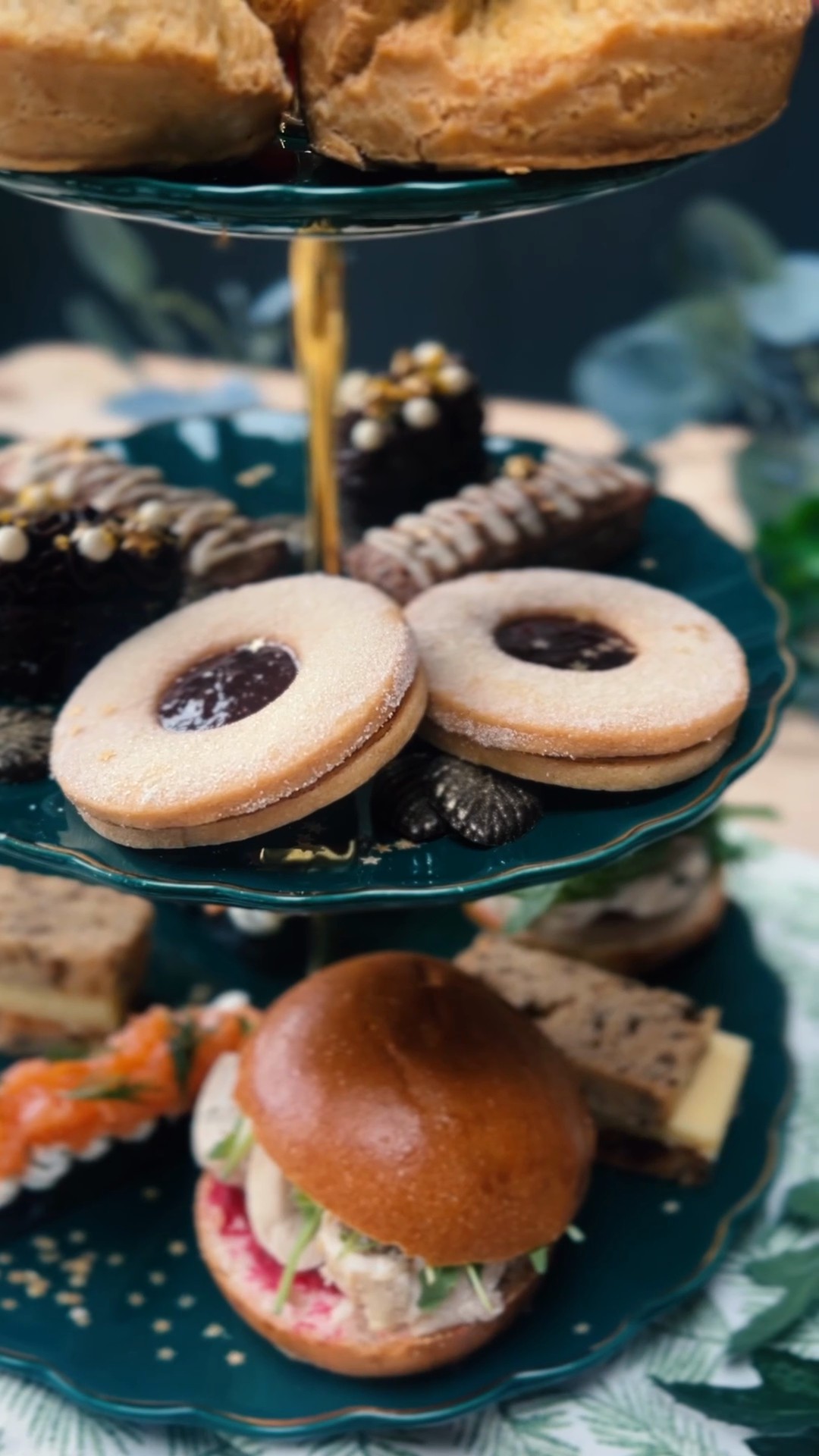 Filling your calendar with festive outings? Our Winter Afternoon Tea is the perfect December treat — relaxed, delicious, and wonderfully wintry.❄️✨
Expect seasonal savouries, indulgent bakes, warm scones and loose-leaf @bellevueteaofficial, all freshly prepared by our in-house bakers. And if you fancy a little extra sparkle, you can add a glass of fizz or one of our festive cocktails.🥂
Looking for a thoughtful gift? Afternoon Tea vouchers are now available to purchase for someone who’d adore the experience.
🔗 Book your experience via the link in bio.
#AfternoonTea #ChristmasGiftIdeas #ThingsToDoInLondon