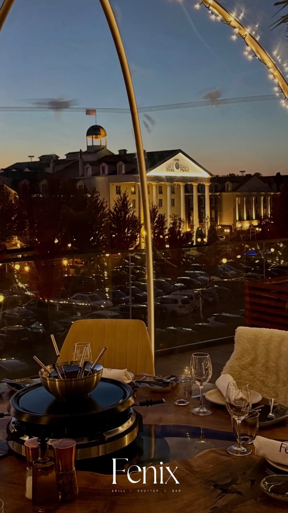 Genießt euren Weihnachtszauber im Fenix in Rust – zwischen funkelndem Lichterglanz und winterlichen Iglus 🎄✨❄️
#christmas#restaurant#europapark#iglu#weihnachten