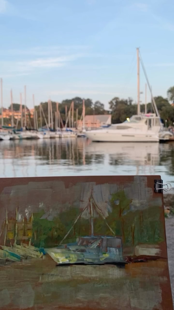 From a sunny marina afternoon to quiet moments at home still chasing colours and learning every day.
#PleinairPaintings #GouacheOnPaper #windsorandnewtongouache #filipinoartist