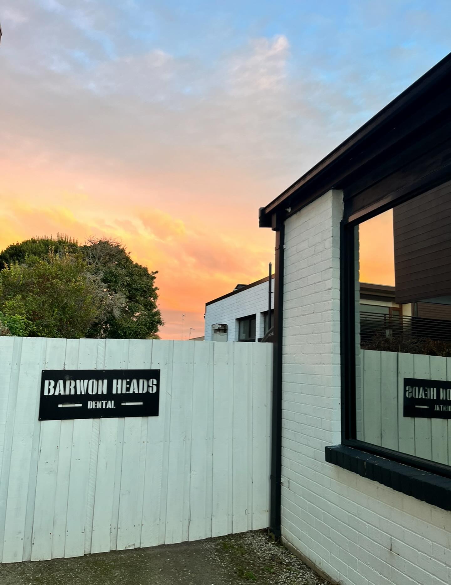 🌞 Summer Holiday Hours – Barwon Heads Dental 🌞
We’re here to keep your smile shining over the summer! While we’ll be closed on public holidays, we’ll be open most other days with shorter, half-day appointments.
Need a check-up, clean, or something that’s been niggling? Book your summer appointment now – spots are limited!
📍 Barwon Heads Dental
#SummerDentalHours #BarwonHeadsDental #HealthySmiles #HolidayDentalCare #LimitedAppointments