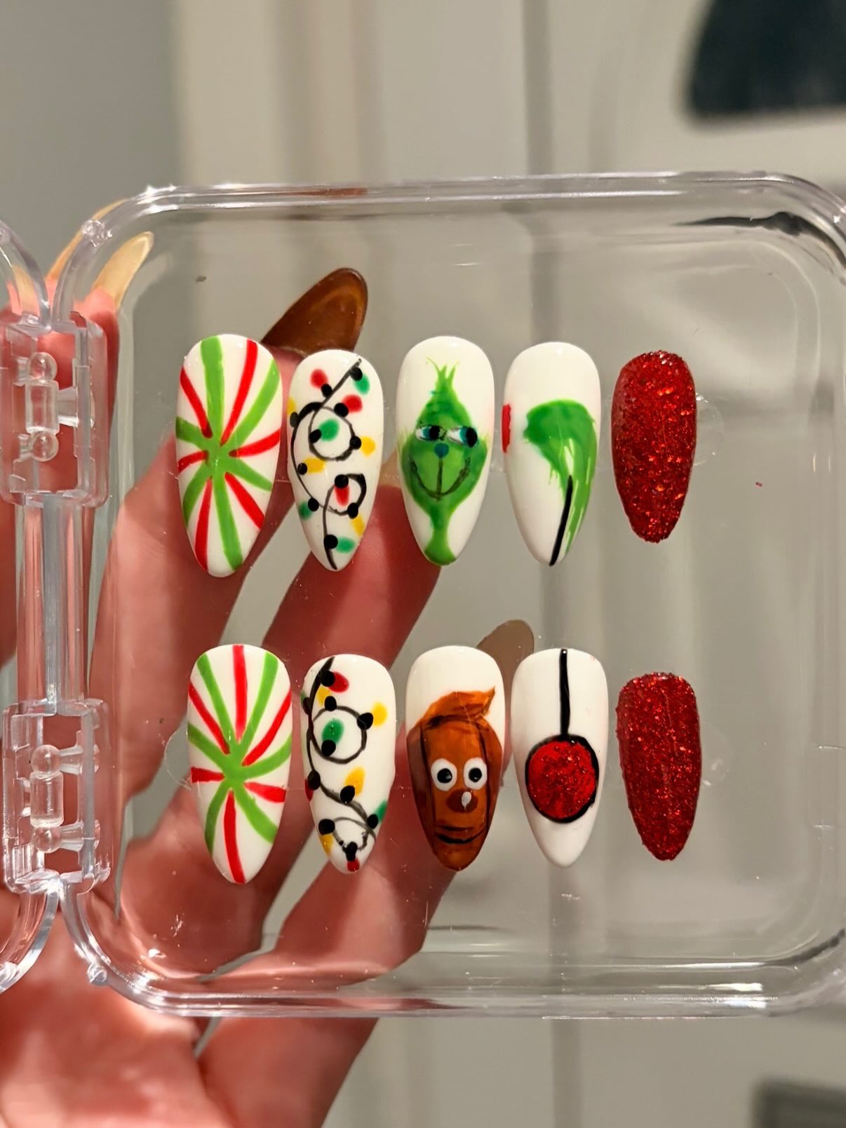 Been busy adding to our Christmas stock for the market 🎄😝🙌 order now at www.nailartbyvicky.com #nailsnailsnails #christmasnailart #handpaintednails #nailart #christmas #pressons #pressonnails #creativenails #christmasnails #nails #nailartist