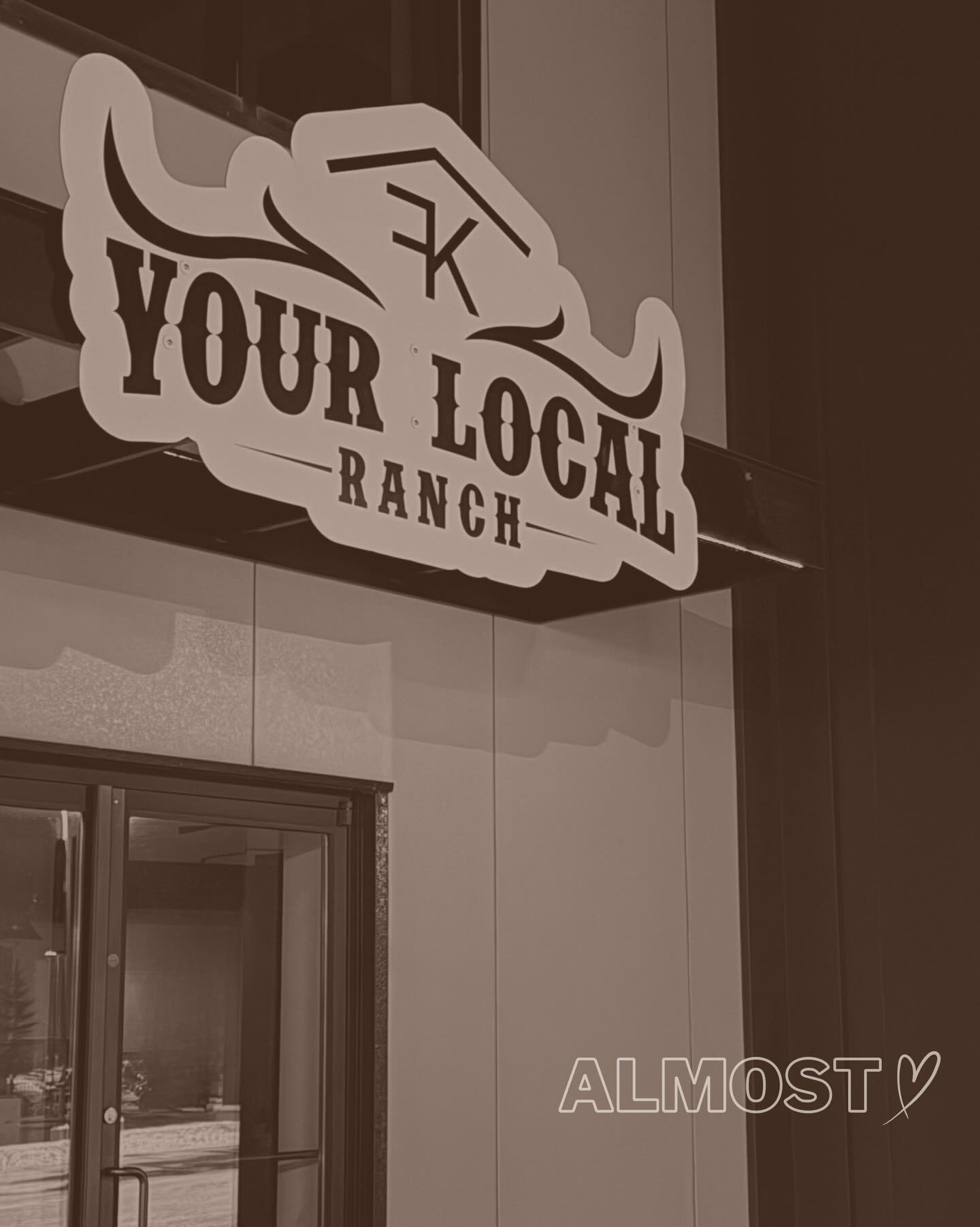 Almost ready… 🤎
Finishing touches are happening and we can’t wait to welcome you into our new space.
Stay tuned for our official opening date!
Our Farm Shop is open as usual in the meantime, so stop in anytime!