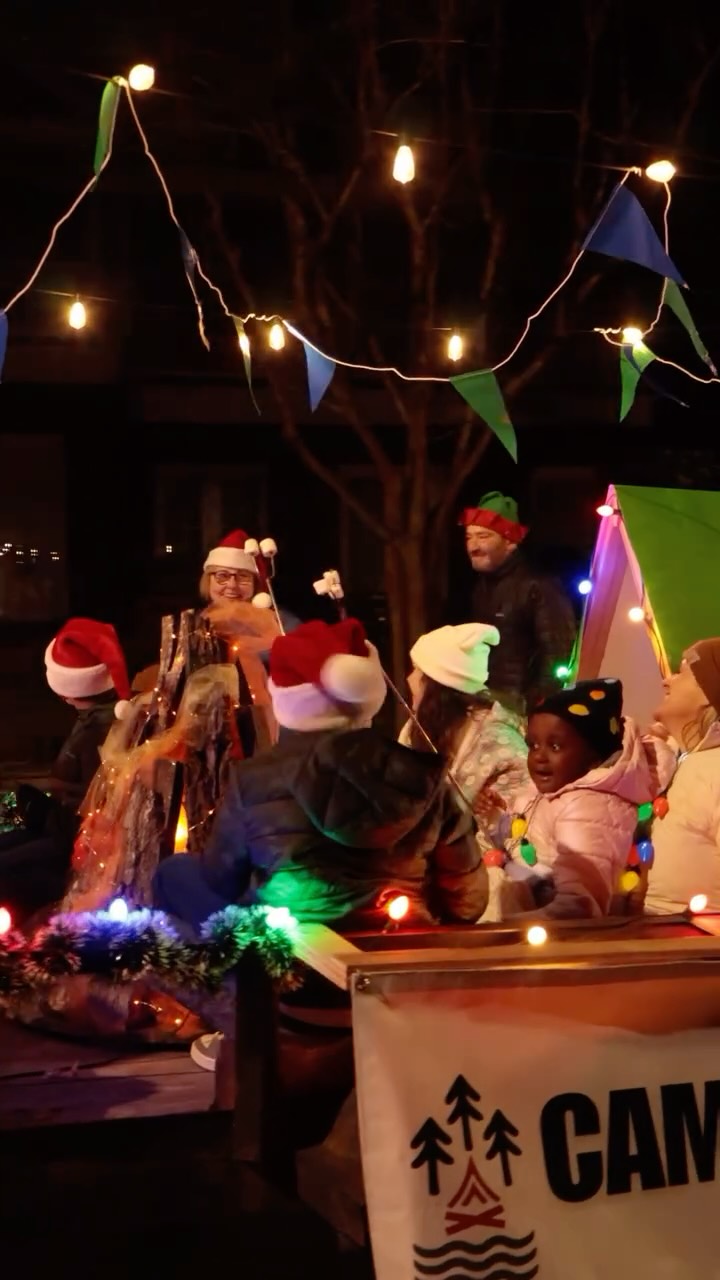 The Oxford Christmas Parade did not disappoint!
We had the most fun celebrating