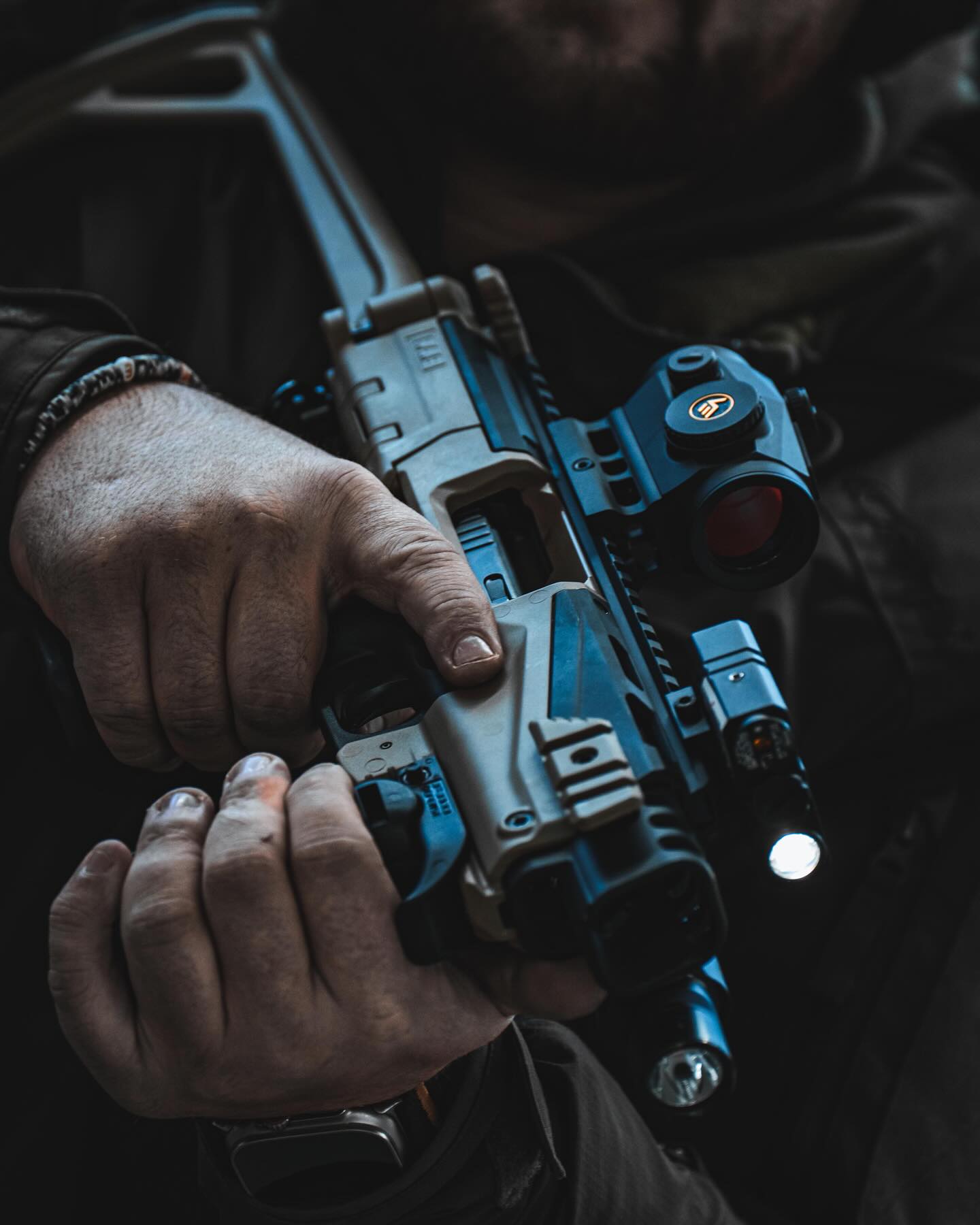 🔥Control the moment. Own your setup.
Performance isn’t optional — it’s required🔥
#tacticalmindset #rangeready #glocklife #edcgear #pcclife #operatormode #gunlifestyle #missionfocused #dutygear
📸 @laurent.atzwanger
🥷 @__dom.h__