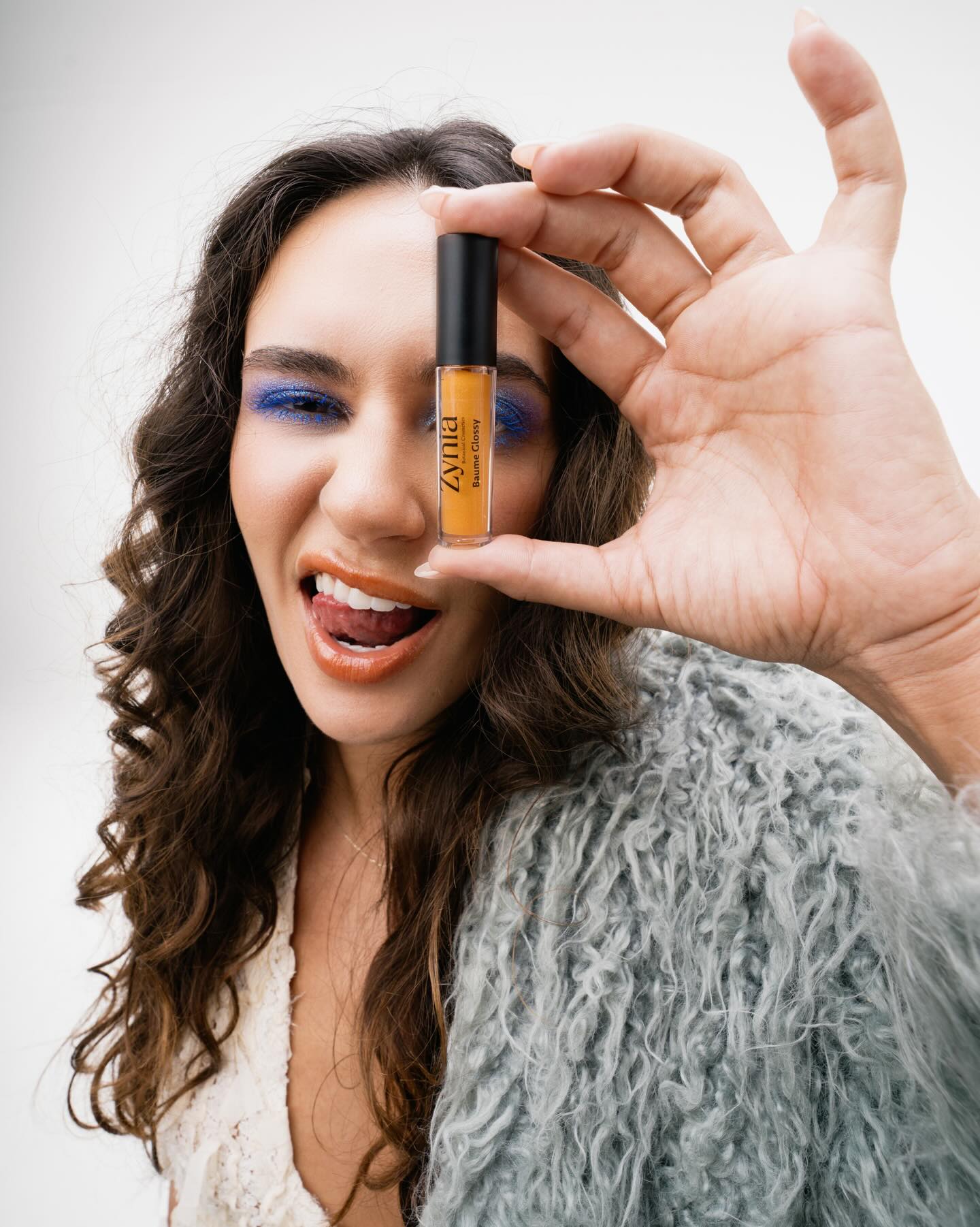 Mango lovers, this one’s for you 🧡🥭
Hydrating, shiny and juicy.