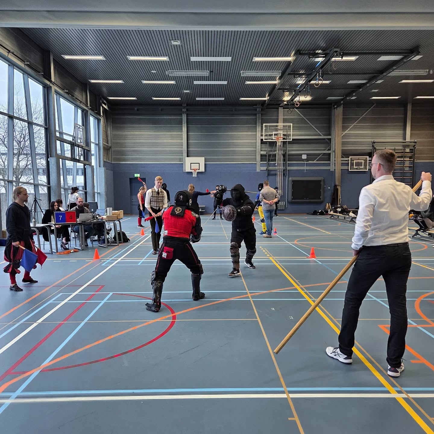 Een geslaagde eerste editie van het Noordelijk Zwaard & Beukelaartoernooi te Zwolle, georganiseerd door MARS en de Friese Vrijvechters ⚔️
Gefeliciteerd aan de winnaars!
🥇Guido van der Maesen
🥈Roald IJtsma
🥉Youp van den Beld