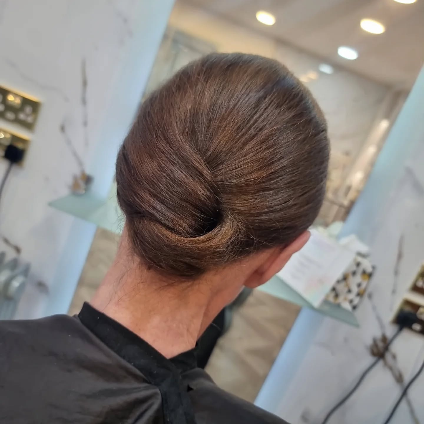 Margaret in for her monthly cut, blow and hair up 😍
.
.
.
📍@the.secret.salon.manchester
.
.
#manchesterhairups #ecclessalon #hairdressereccles