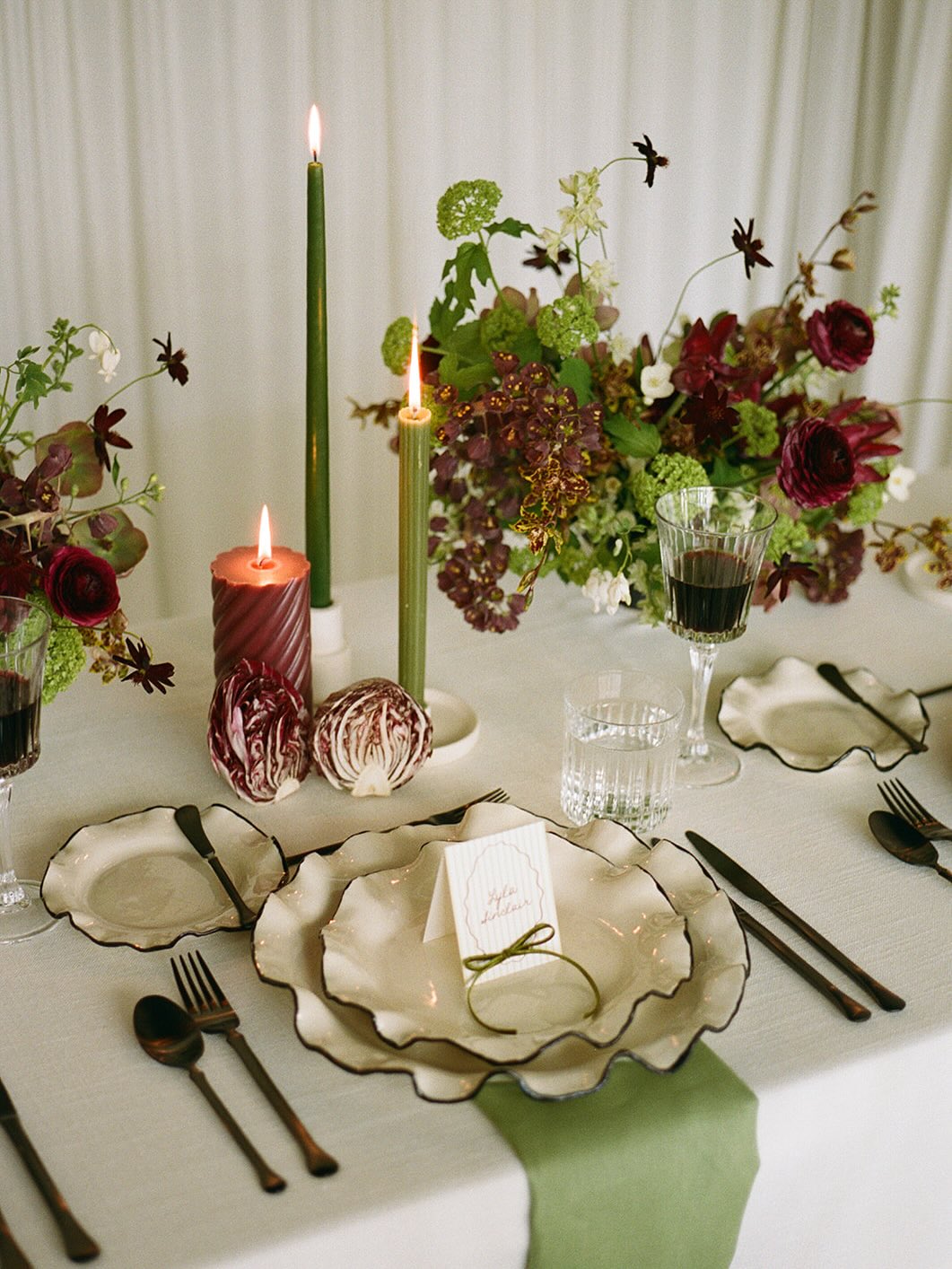 Grateful for the couples and clients already trusting me with their celebrations, and so excited to welcome more weddings and events in the new year. Let’s make it beautiful!
creative direction: @kimiaryaevents
photography: @catherinegocephoto
table settings: @tabletalesinc
film: @allan.yung
stationery: @paperpalette