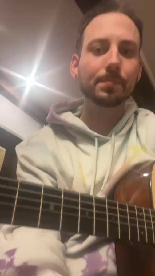 Spontane Live-Session mit Special Guest @lissys_music , gesabbel und gedaddel. 🎸 Danke 😇🤝