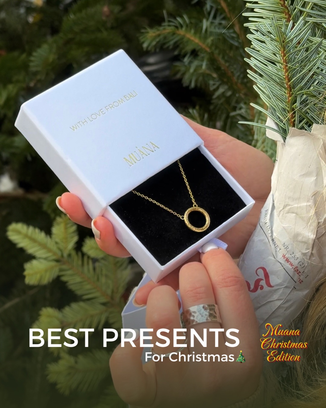 BEST MUANA CHRISTMAS GIFTS FOR YOUR LOVED ONES🎄🎅
1. Garden Spirit Bracelet - for gemstone lovers
2. Tempaksiring Ring - for those who adore elegance and charm.
3. Bali Pearl Waist Belt - a versatile piece you can wear on the waist or as a necklace.
4. Ubud Mystery Ring - for Topaz lovers and Ubud dreamers.
5. Zodiac Sign Necklace - for those who love to show their identity.
6. Snow Paradise Necklace - for minimalists who want an everyday piece.
✨Which one is your favourite?
#MuanaChristmasEdition #MuanaJewelry #ChristmasGifts #HandmadeJewelry #GemstoneJewelry