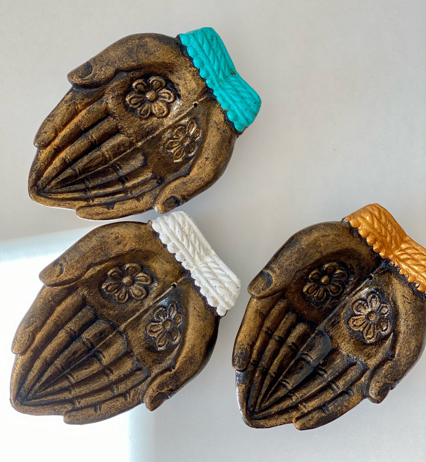 A co když Vánoce nejsou jen o dávání?
Co když prostě občas to nejlepší, co můžeme udělat, je nastavit ruce a nechat k nám přicházet, co nás nemá minout? 🤲
A co Vy? Umíte přijímat? …
✨ www.zbozizbali.cz ✨