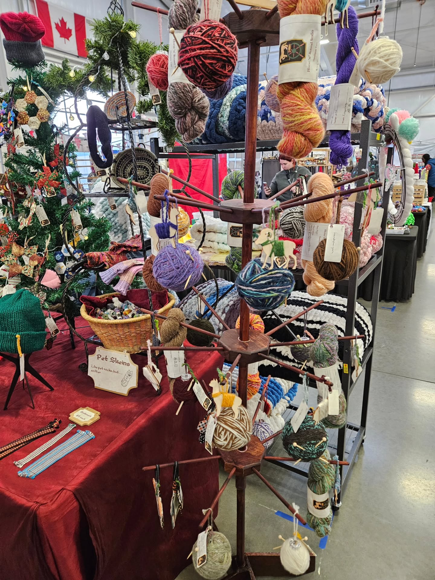 2025 Holiday Artisan Fair! Come see us at the Evergreen Fairgrounds in Monroe, WA, 9 am to 4 pm both Saturday and Sunday (Dec. 13-14)!
#smallbusiness #handmade #christmas #yule #giftshopping #fiberarts #fiberartisan #handspunyarn #handspun #giftideas #stockingstuffers #giftshopping #ornamentsfordays #horsenroundfiberstudio #fiberartistsofinstagram #quiltedornaments #quiltedcowl #monroewa