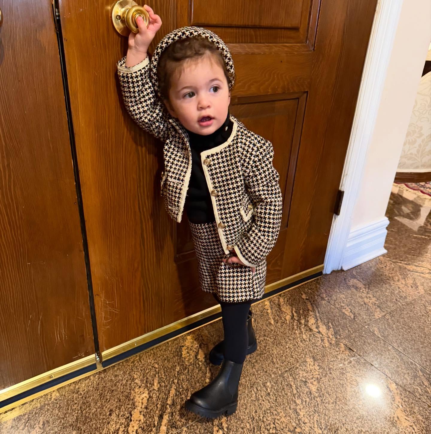 don’t wait up, mom ✌️