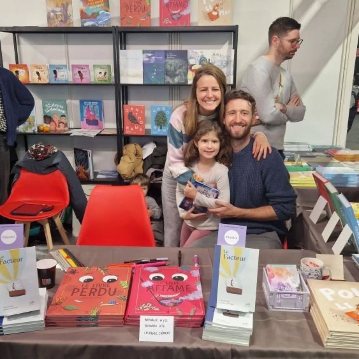 MERCI @slpj_93, @helvetiq_ch, @editions_du_croche_patte et @prohelvetia pour cette aventure parisienne au merveilleux salon de Montreuil !
🫶✨️🫶✨️🫶✨️🫶✨️🫶✨️🫶✨️