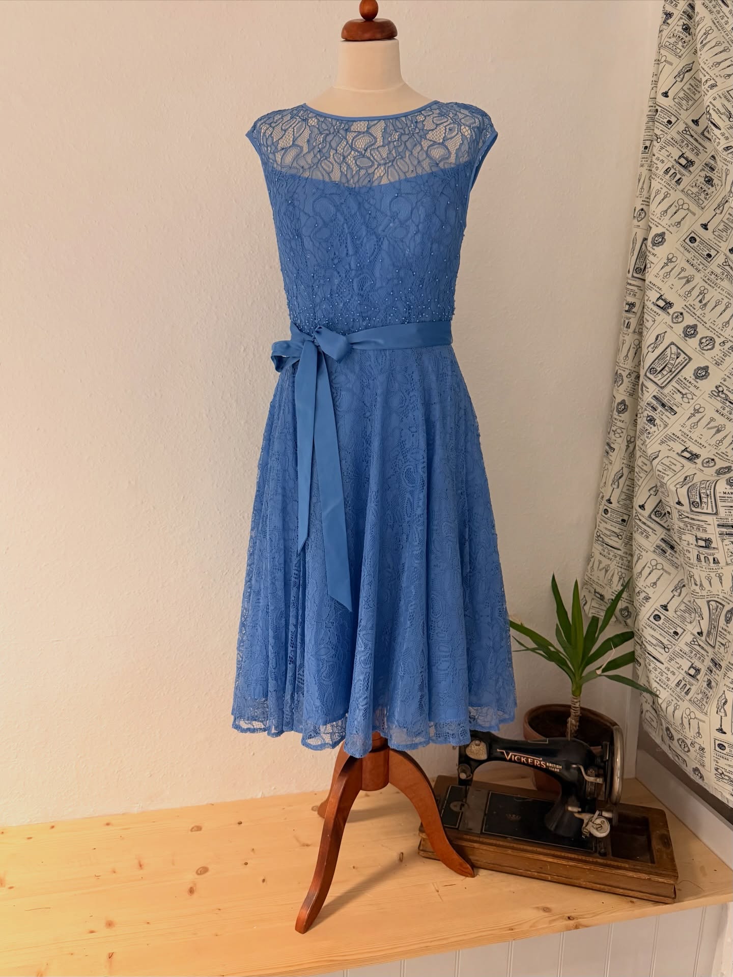 Here’s the full selection of dresses currently on my Revival rail.
There are some real beauties perfect for Christmas parties, winter weddings, New Year celebrations, and even cruise holidays. A few pieces are brand new with tags still attached, and the rest have been cared for impeccably — most worn only once or twice.
If you see something that takes your fancy, drop me a message and I can give you more details and arrange a try on ✨👗
#RevivalRail #PreLovedFashionUK #OccasionWearEdit #PartyDressInspo #WinterWeddingGuest #ChristmasPartyStyle #NYEOutfitIdeas #CruiseWearStyle #SustainableStyleUK #DressDrop #EcoChicFashion #ChesterStyle #ChesterSmallBusiness #ShopLocalChester #CheshireFashion #SupportSmallBusiness