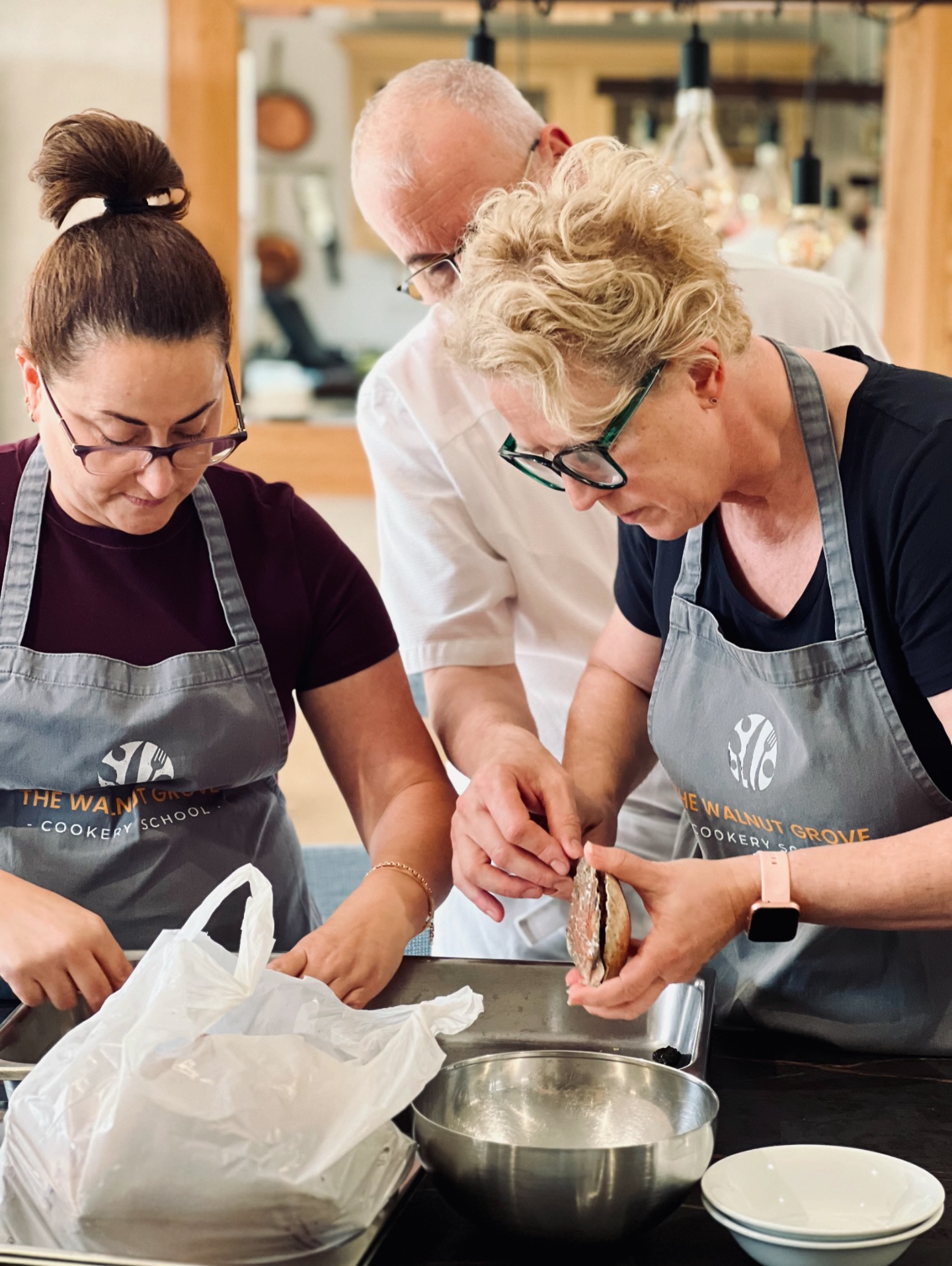 These wonderful guests enjoyed a fully personalised Private Cooking Class with us at the Walnut Grove Cookery School!
👨🏼🍳Fancy your own French cooking adventure?
We create bespoke itineraries for individuals, couples, and groups. 🌿🥘
#walnutgrovecookeryschool #cookinfrance #foodtraveller