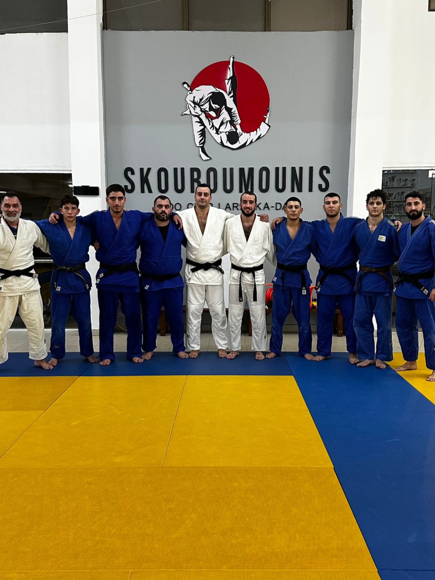 Great work from Nima and Arman getting some training in at @skouroumounis_training_center whilst in Cyprus 🇨🇾☀️