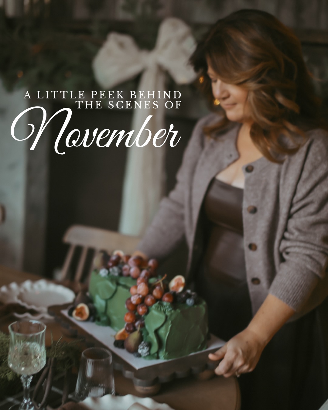 November felt like one big inhale before the holiday whirlwind… and honestly? I loved every minute of it!
Cakes I’ve been dying to try finally made their way onto my table, markets were buzzing with Christmas magic, Karina and I played “editorial queens” at our photoshoot, and I even managed to sneak away with my family for our Spruce Meadows tradition.
Behind the scenes it looked like: flour everywhere, late-night sketching, early morning icing, a lot of ribbon cutting, and even more gratitude.
Here’s a little peek inside the moments that made this November feel so full ❤️✨
(And now… bring on December. I’m ready!)