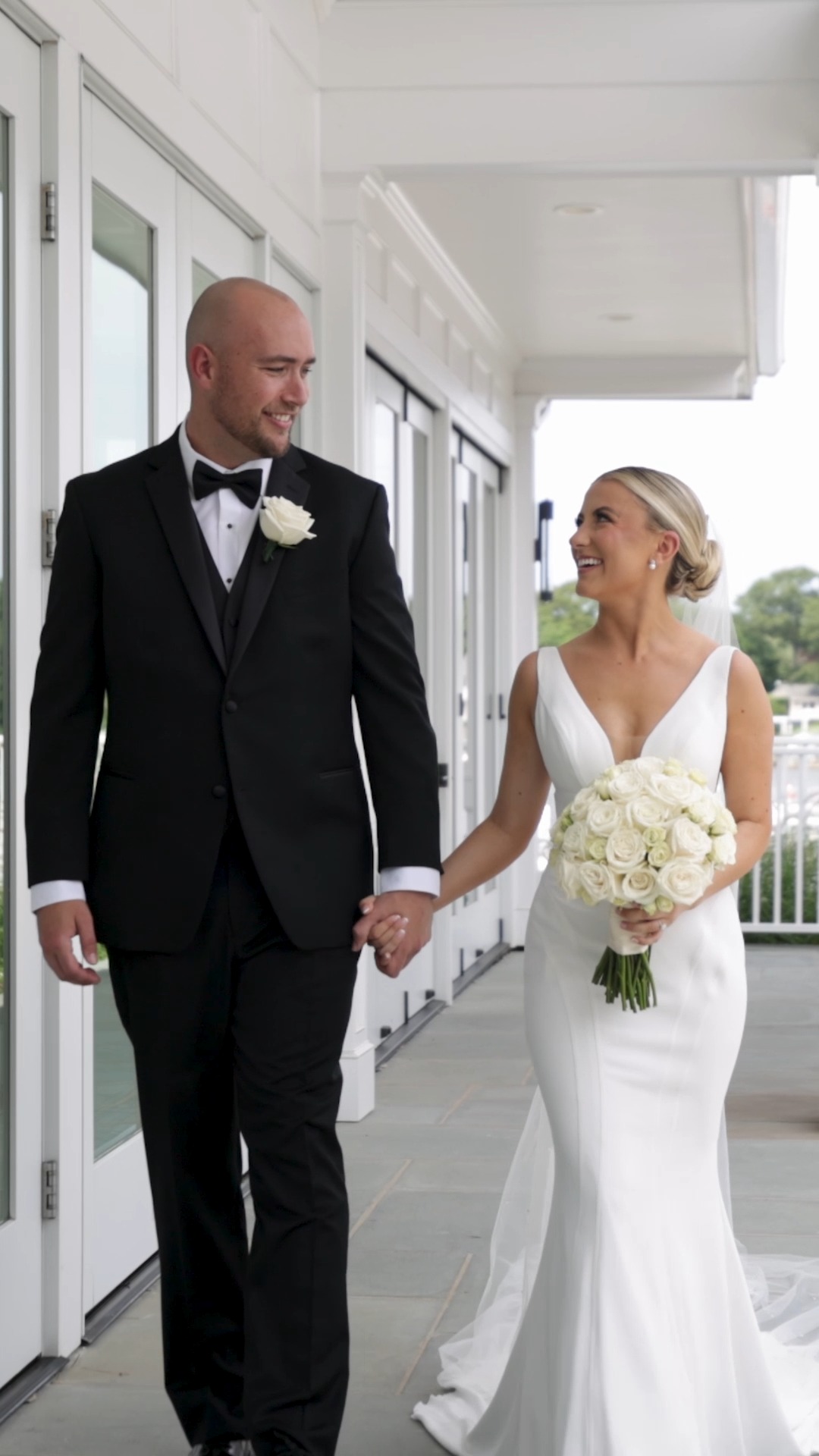 I think today is the perfect day to reminisce on @brielledroste13 and @matt_muh ’s wedding at @crystalpointyachtclub - Sunshine, pretty flowers, and beautiful people. What more do you need?
Vendors
@deliastudios
@kellyseaimages
@eliteentertainmentnj
@theflowerbar198
@jaimielatorremakeup
@karissa_delgado
@theweddingdaypainter