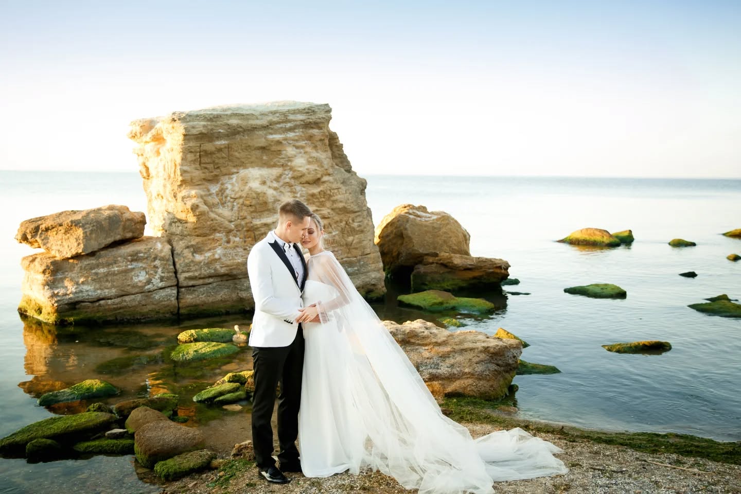 Vuodelle 2026 annan kaikille pareille myös lahjaksi ennen häitä pidettävän kuvauksen.
Lisää kuvia sivustolla www.didykmaksim.com
#weddingphotographervantaa #weddingphotographerhelsinki #photographerespoo #photographerhelsinki #helsinkiphotography #valokuvaajaespoo #valokuvaajavantaa #valokuvaajahelsinki #weddinghelsinki #weddingespoo #hääkuvaajaturku #hääkuvaajaespoo #hääkuvaajavantaa #hääkuvaajahelsinki #фотографхельсинки #свадебныйфотографхельсинки #perhekuvaajahelsinki #perhekuvaajaespoo #perhekuvaajavantaa #perhekuvaushelsinki #perhekuvausespoo #weddingphotographerespoo #finlandweddingphotographer #häät2026 #hääkuvaaja #hääkuvaajat #hääyrittäjät #perhekuvaus #valokuvaajatsuomi #hääkuvaajaturku#häät