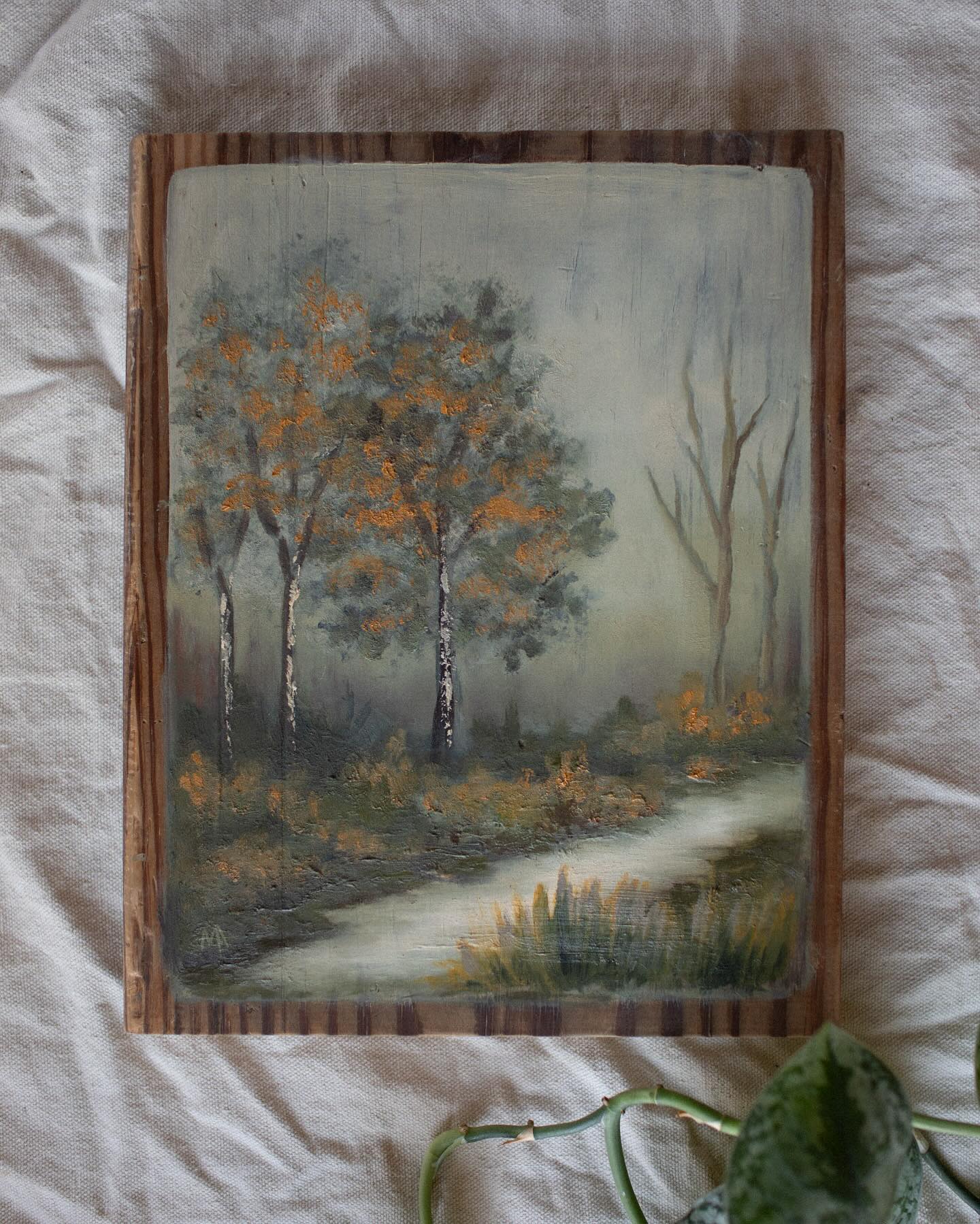 I know I’ve been distracted with @greenhousevenue lately! But I do have several paintings available @patinahomeandgarden in Leiper’s Fork so be sure to stop by and get one for yourself or someone you love this holiday season ✨
You’ll be supporting a small business and a local artist 🤩✨🌿 Art makes a great gift!
10x12 oil on old wood from the stair treads of my 1947 cottage
DM me with any questions!
#paintingsforsale #artist #homedecor #artforyourhome #uniquegifts #creativegift #leipersfork #franklintn #landscapeart #landscapepaintings