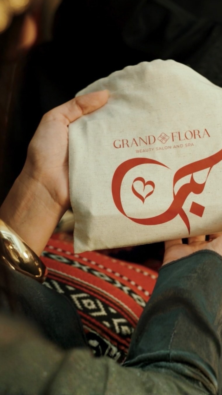 ✨ Celebrating the UAE’s National Day with a journey through time! ✨
From the timeless beauty rituals of the past to the luxurious innovations of today, Grand Flora is proud to be one of Dubai’s top salons, offering the finest experiences, including our signature tahina treatments.
Step into the past, embrace the future, and let us pamper you in style. Visit us at our salons and celebrate beauty with us
✨ نحتفل بيوم الإمارات الوطني برحلة عبر الزمن! ✨
من طقوس الجمال الخالدة في الماضي إلى الابتكارات الفاخرة اليوم، تفخر جراند فلورا بكونها واحدة من أفضل صالونات دبي، مقدمة أرقى التجارب بما في ذلك علاجات الطحينة المميزة لدينا.
ادخلي الماضي، واحتضني المستقبل، ودعي فريقنا يدللك بأسلوب فاخر. زورونا في صالوناتنا واحتفلوا بالجمال معنا
#grandflorabeautysalonandspa #grandfloraladiessalon #hennadubai #hennainspo #hennaartdubai #dubaihennaartists #uaehenna #dubaibeauty #beautygoalsdubai #dubailocals #uaebeauty #emiratibeauty #emiratiladies #dubaigirls #dubaistyle #uaedayvibes #uaenationalday #uae92 #grandflorastyle #54NationalDay