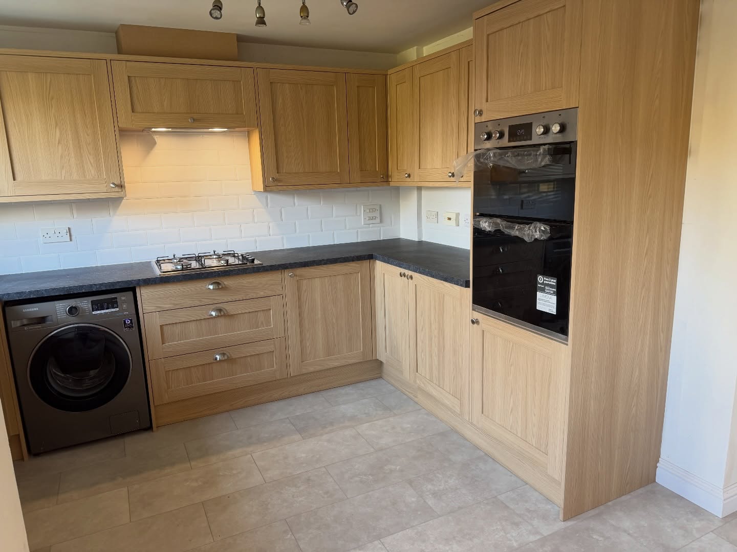 Following the discovery of a long-term minor leak, significant deterioration had occurred to the flooring and surrounding kitchen structure. As a result, the affected floor, insulation, and kitchen units were fully removed. Once the leak was repaired and the area thoroughly dried, we reinstated the subfloor and insulation before installing a brand-new Howdens kitchen.
All associated works were completed, including plumbing, electrical installation, tiling, and final finishing, ensuring a high-quality and fully restored kitchen space.
#carpentry #kitchen #homeomprovement